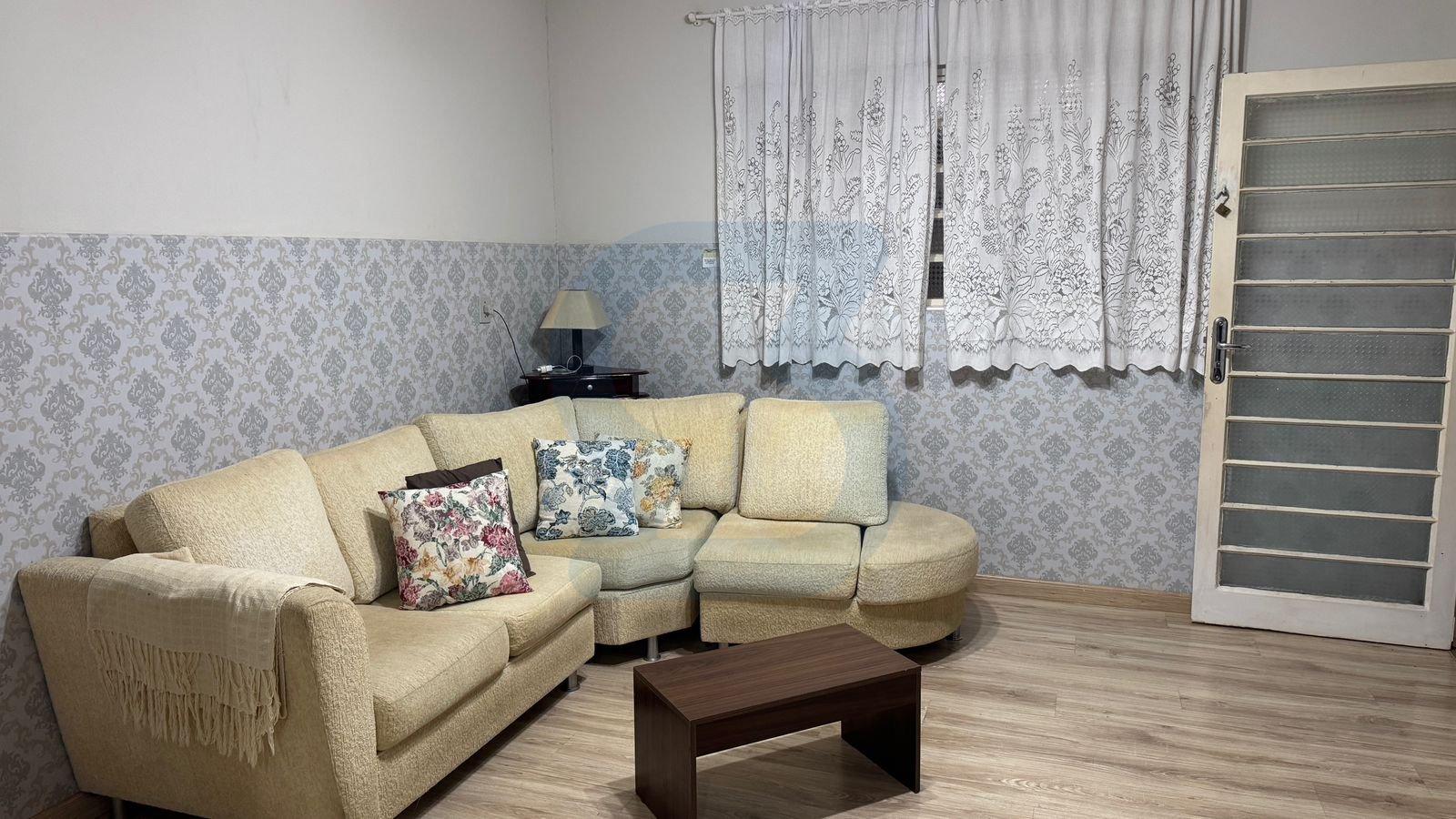 Casa Térrea Insolada em Excelente localização em Vila santo antonio, Valinhos - sp | SoloBR