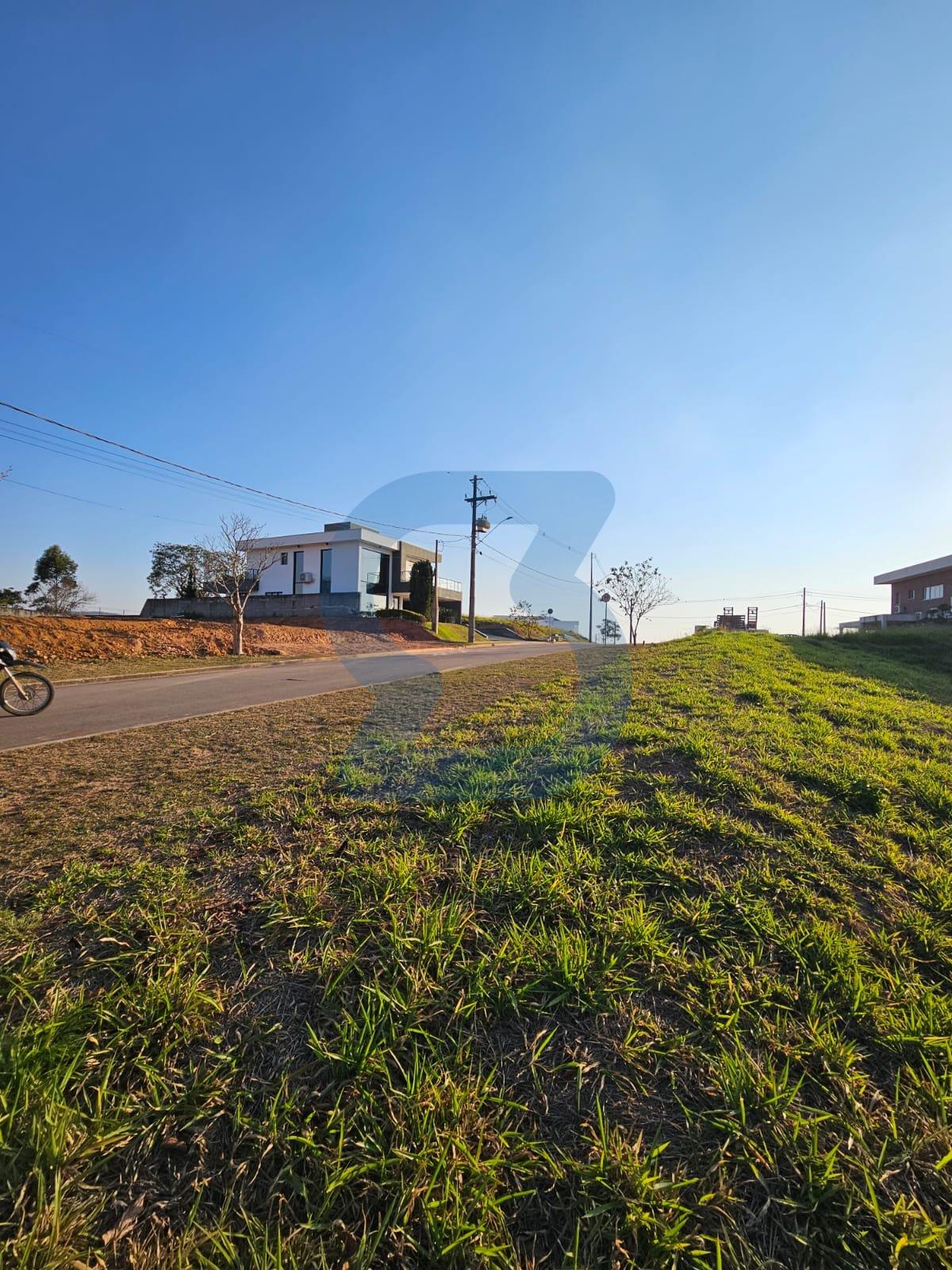O Paraíso te Espera: Terreno Exclusivo com Vistas Panorâmicas em Mairiporã! em Residencial morada do sol, Mairiporã - sp | SoloBR