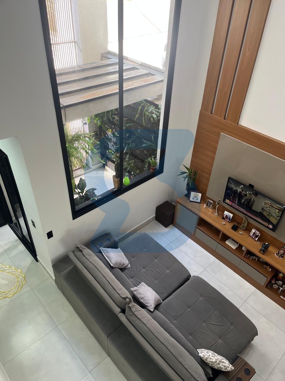 Lindo Sobrado de Alto Padrão em Valinhos com Piscina e Condomínio Completo! em Jardim sao marcos, Valinhos - sp | SoloBR