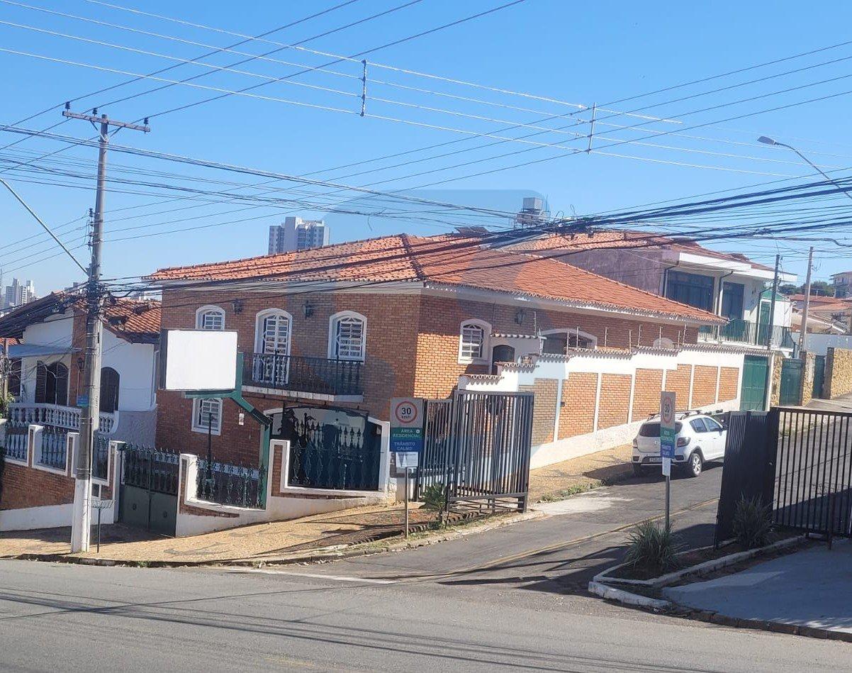 Sobrado de 4 Quartos Residencial ou Comercial no Jardim Guarani! em Jardim guarani, Campinas - sp | SoloBR