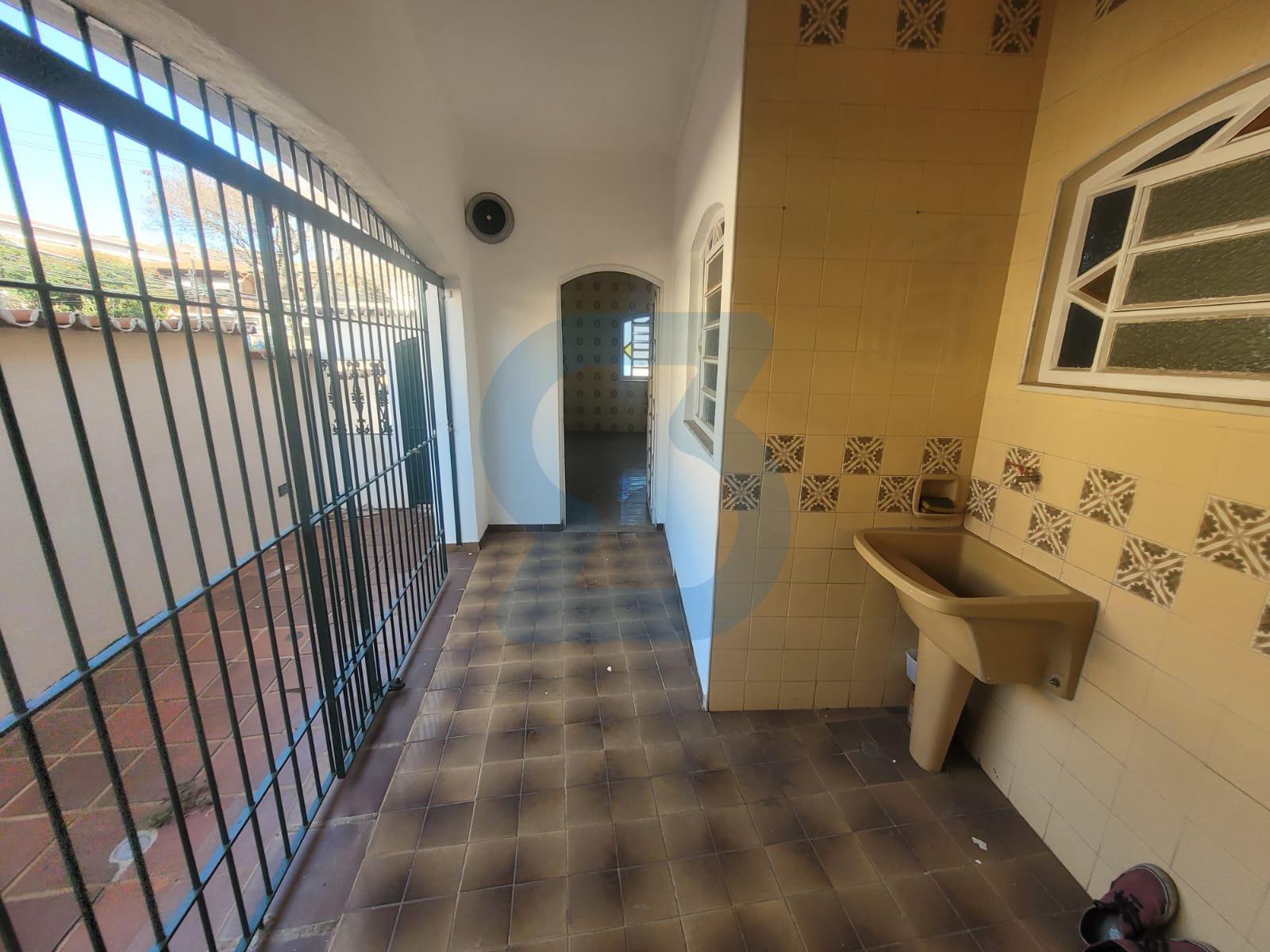 Sobrado de 4 Quartos Residencial ou Comercial no Jardim Guarani! em Jardim guarani, Campinas - sp | SoloBR
