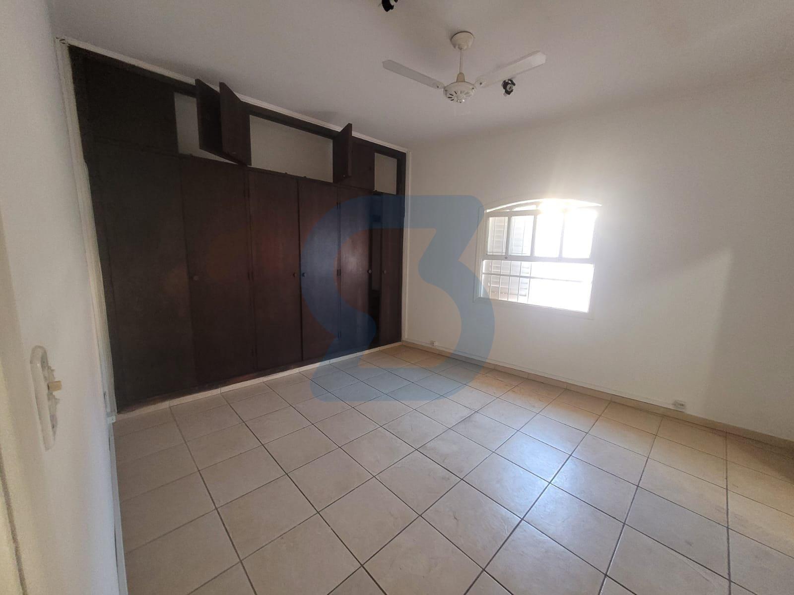 Sobrado de 4 Quartos Residencial ou Comercial no Jardim Guarani! em Jardim guarani, Campinas - sp | SoloBR