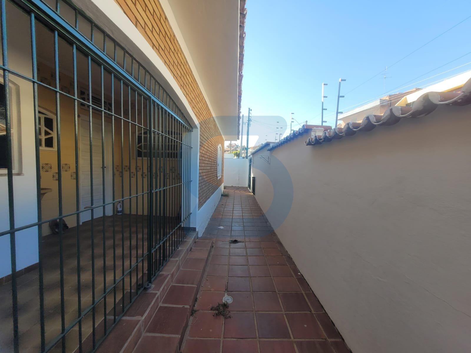 Sobrado de 4 Quartos Residencial ou Comercial no Jardim Guarani! em Jardim guarani, Campinas - sp | SoloBR