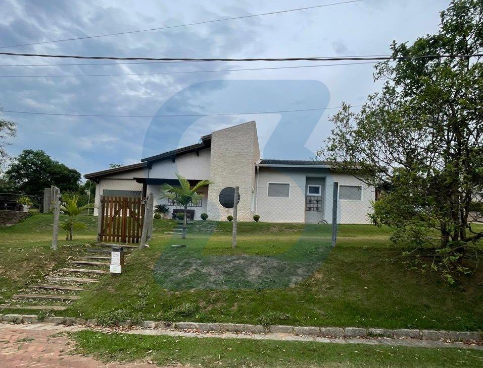 Clube de Campo Valinhos | Amplo Terreno, Vista Panorâmica e Piscina Privativa em Clube de campo, Valinhos - sp | SoloBR