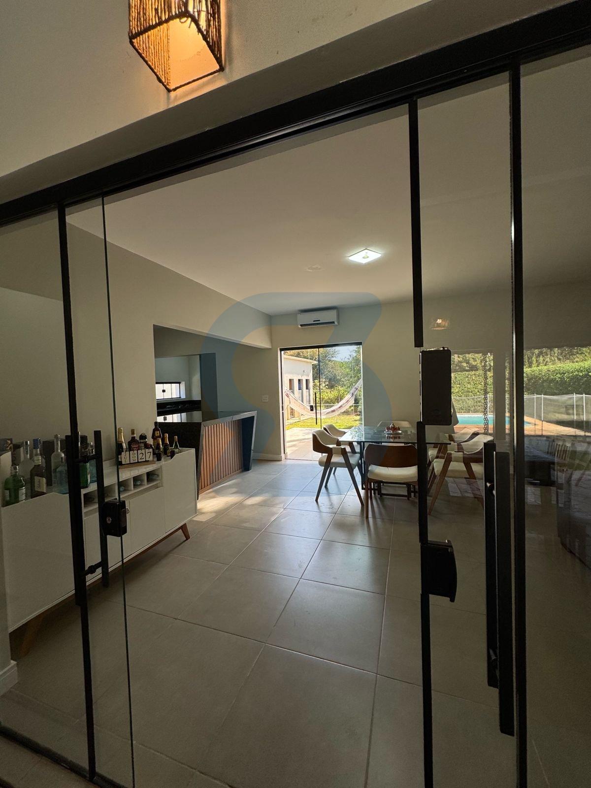 Casa de Alto Padrão com 4 Suítes, Piscina e Energia Solar em Condomínio Fechado - Vale das Garças em Barão geraldo, Campinas - sp | SoloBR