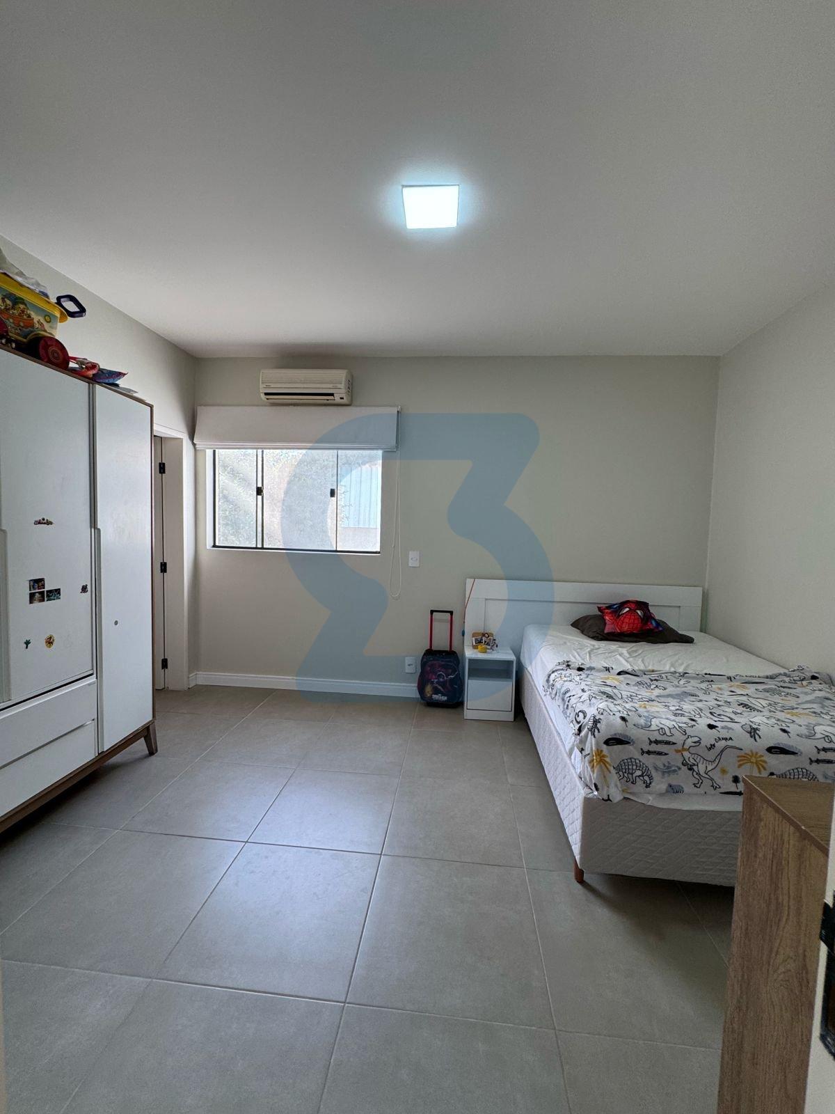 Casa de Alto Padrão com 4 Suítes, Piscina e Energia Solar em Condomínio Fechado - Vale das Garças em Barão geraldo, Campinas - sp | SoloBR