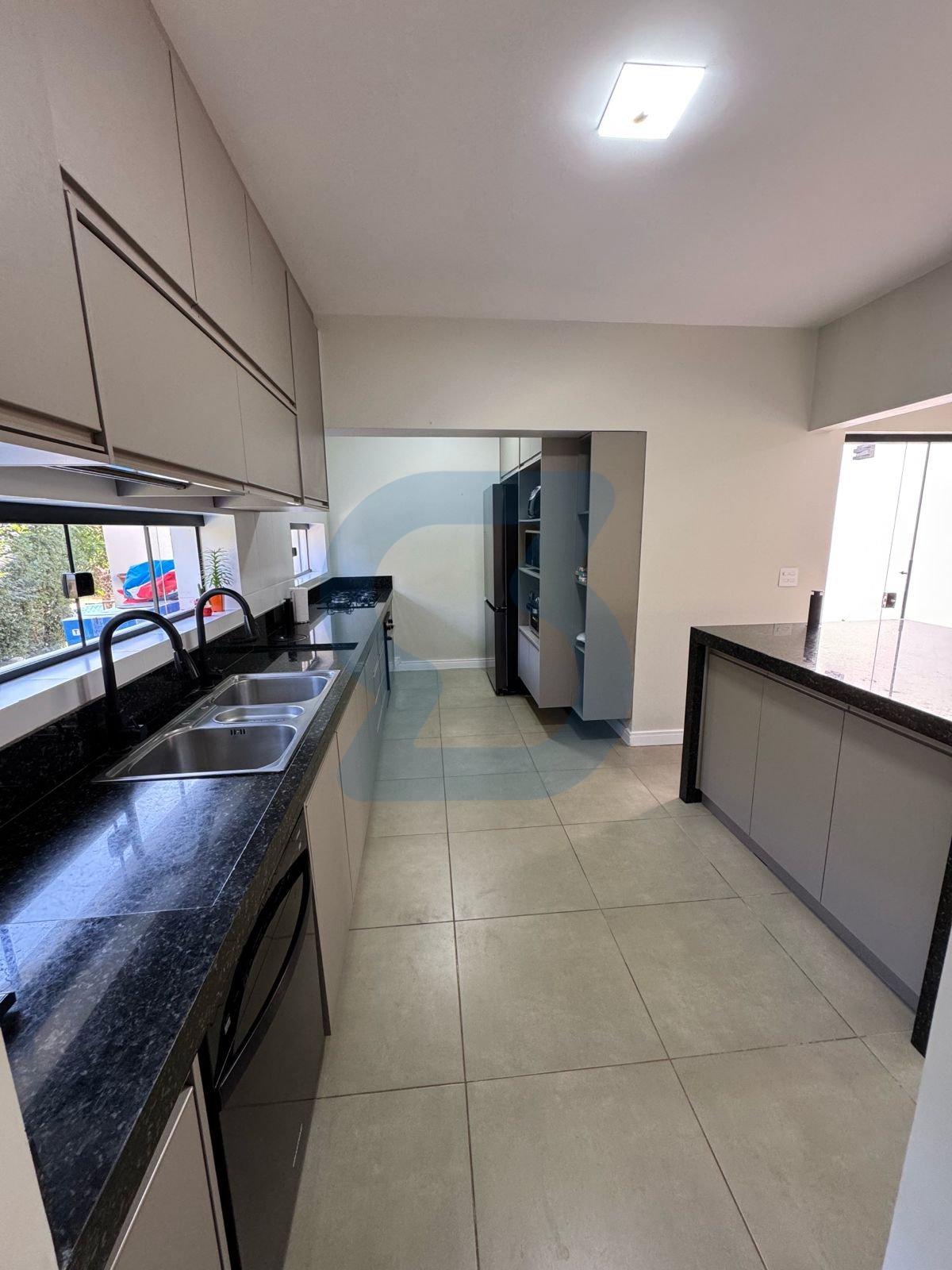 Casa de Alto Padrão com 4 Suítes, Piscina e Energia Solar em Condomínio Fechado - Vale das Garças em Barão geraldo, Campinas - sp | SoloBR