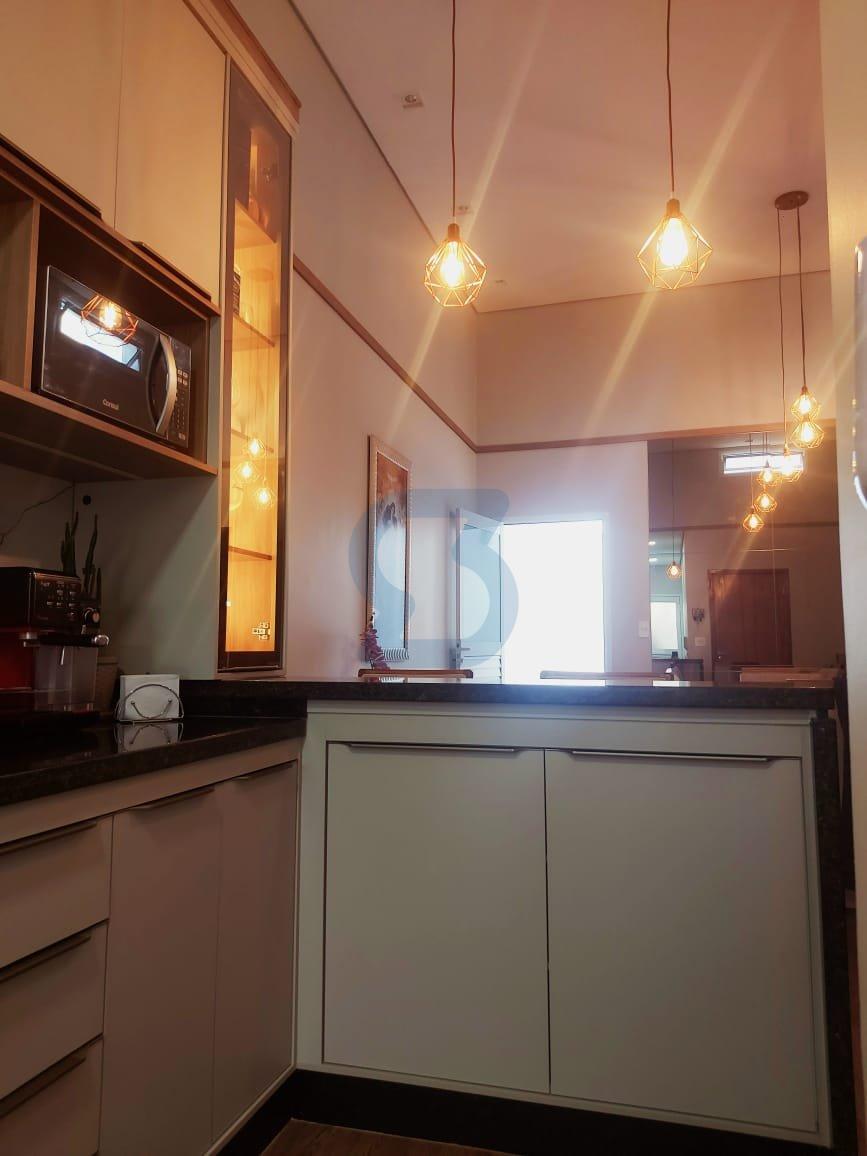 Conforto e Conveniência: Charmosa Casa Mobiliada em Condomínio Fechado! em Saltinho, Paulínia - sp | SoloBR