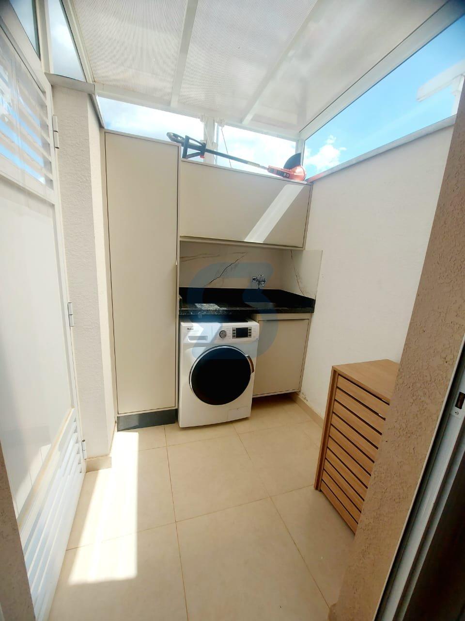 Conforto e Conveniência: Charmosa Casa Mobiliada em Condomínio Fechado! em Saltinho, Paulínia - sp | SoloBR