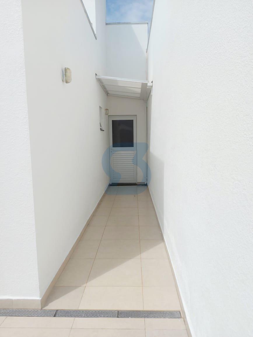 Conforto e Conveniência: Charmosa Casa Mobiliada em Condomínio Fechado! em Saltinho, Paulínia - sp | SoloBR