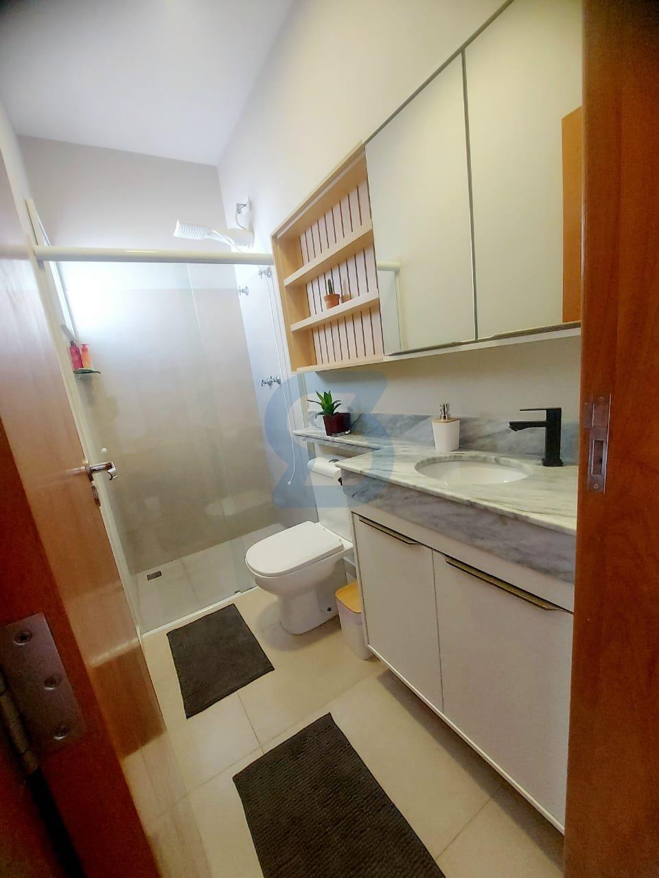 Conforto e Conveniência: Charmosa Casa Mobiliada em Condomínio Fechado! em Saltinho, Paulínia - sp | SoloBR