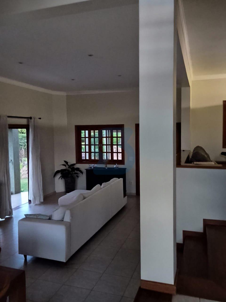 Oásis Exclusivo na Nova Suíça: Casa de Condomínio com 2000m² de Terreno! em Nova suíça, Valinhos - sp | SoloBR