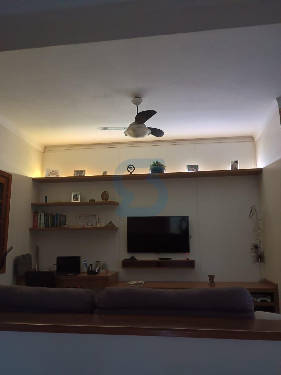 Oásis Exclusivo na Nova Suíça: Casa de Condomínio com 2000m² de Terreno! em Nova suíça, Valinhos - sp | SoloBR