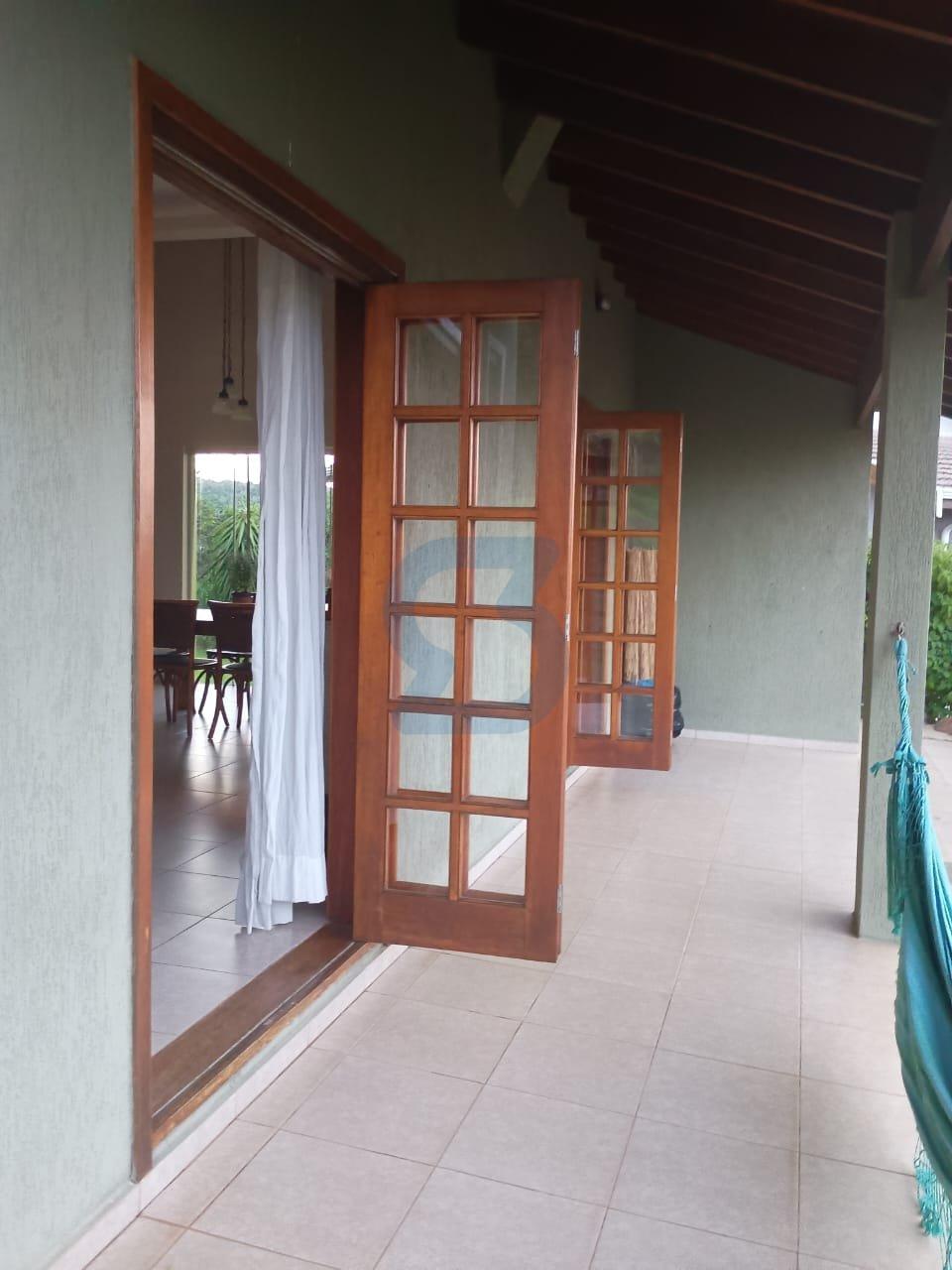 Oásis Exclusivo na Nova Suíça: Casa de Condomínio com 2000m² de Terreno! em Nova suíça, Valinhos - sp | SoloBR