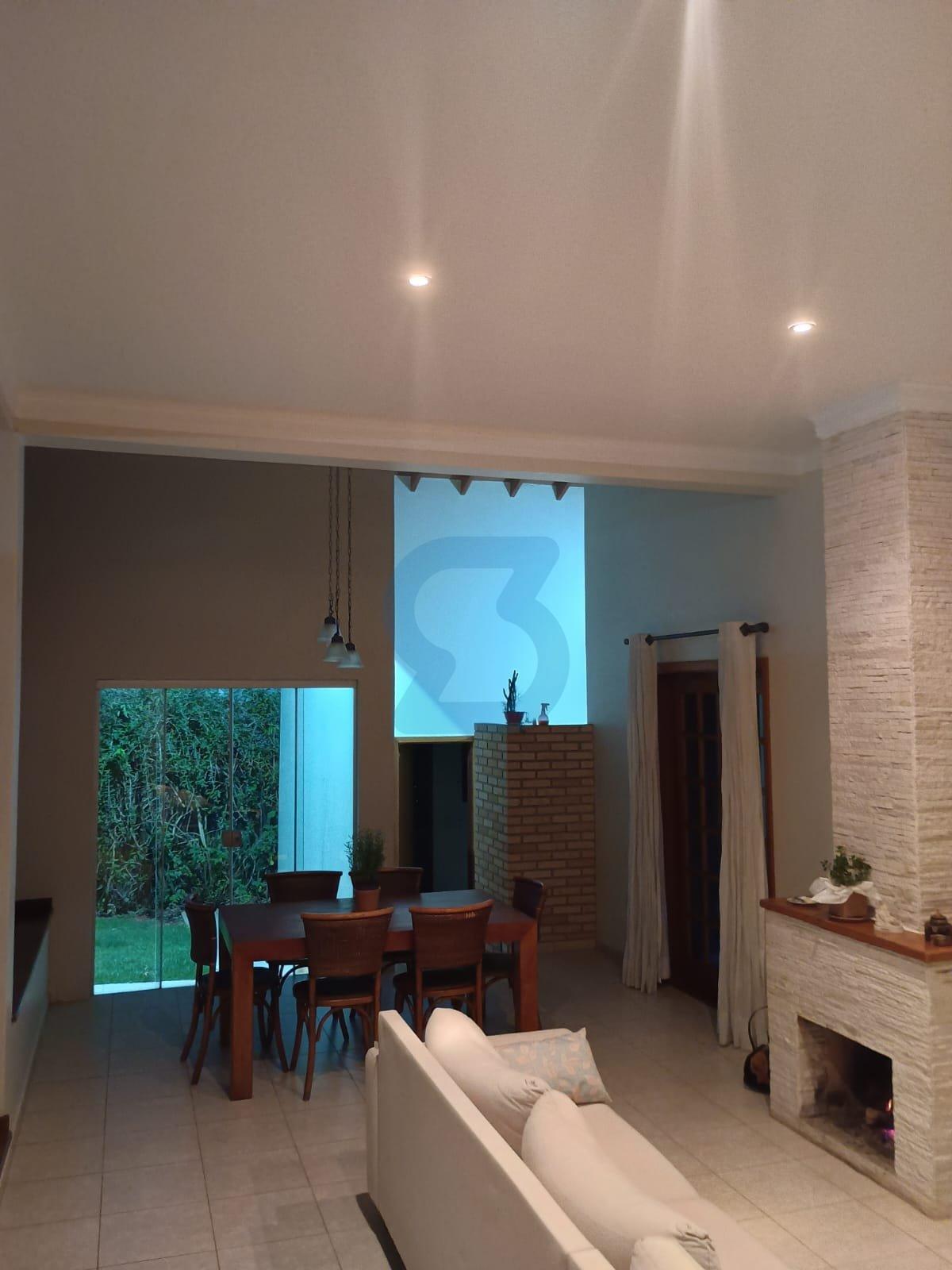 Oásis Exclusivo na Nova Suíça: Casa de Condomínio com 2000m² de Terreno! em Nova suíça, Valinhos - sp | SoloBR