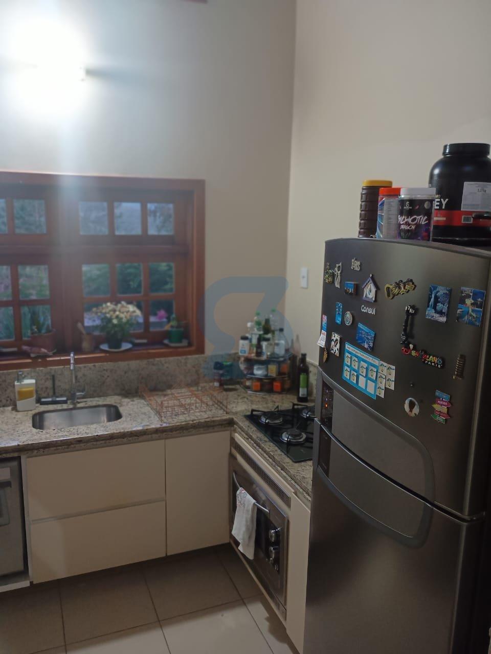 Oásis Exclusivo na Nova Suíça: Casa de Condomínio com 2000m² de Terreno! em Nova suíça, Valinhos - sp | SoloBR