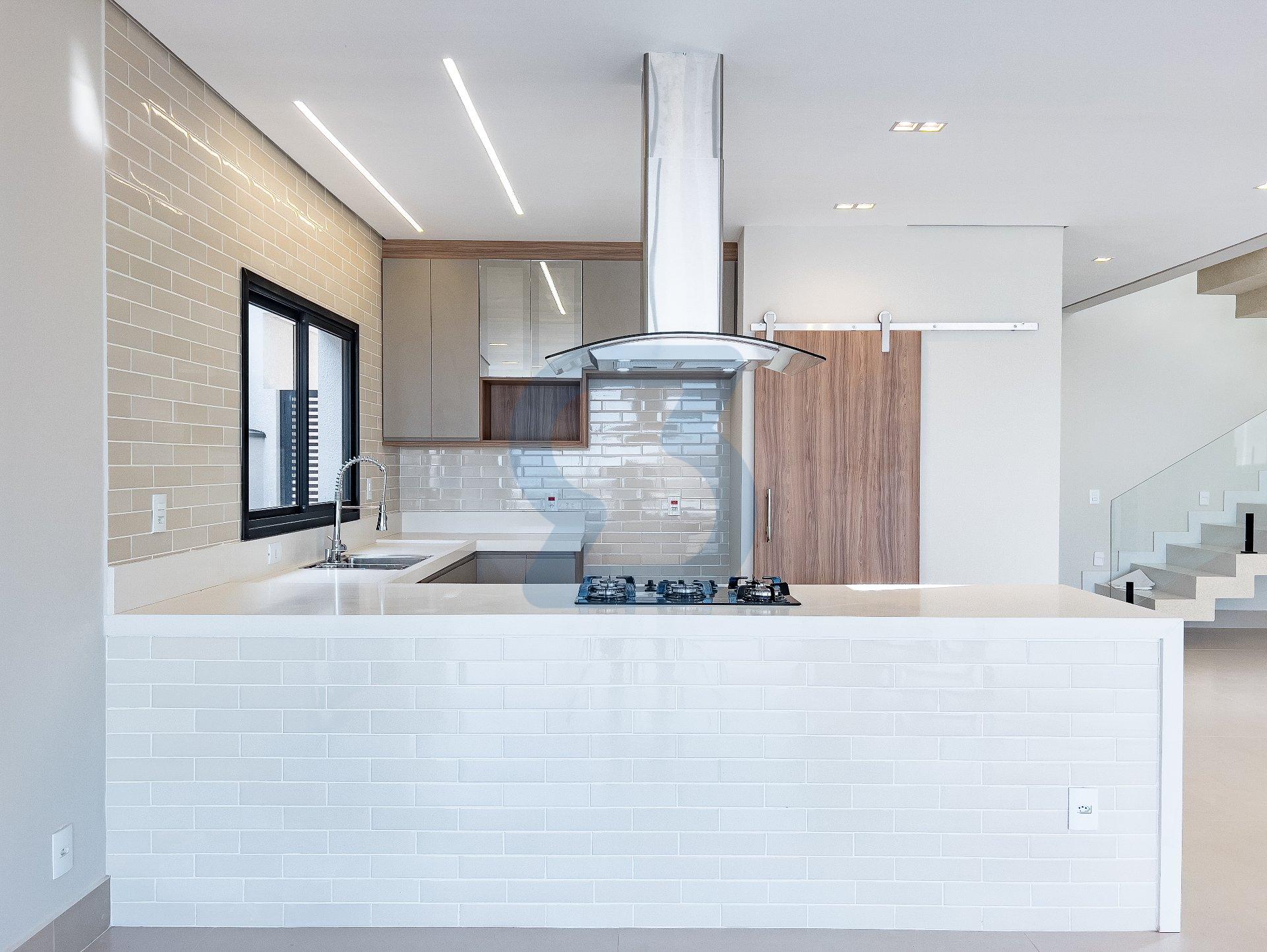 Luxuosa Casa com 4 Suítes, 319m² em Valinhos em Nações, Valinhos - sp | SoloBR