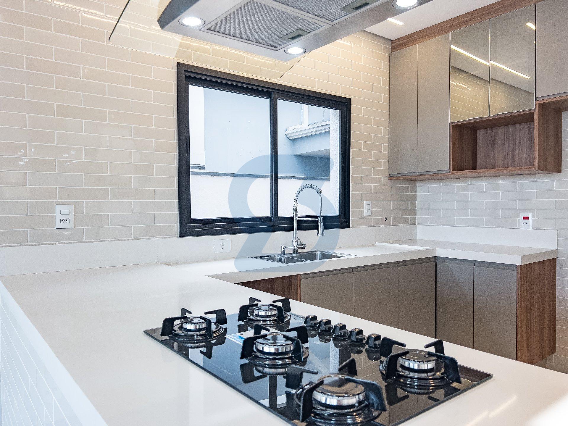 Luxuosa Casa com 4 Suítes, 319m² em Valinhos em Nações, Valinhos - sp | SoloBR