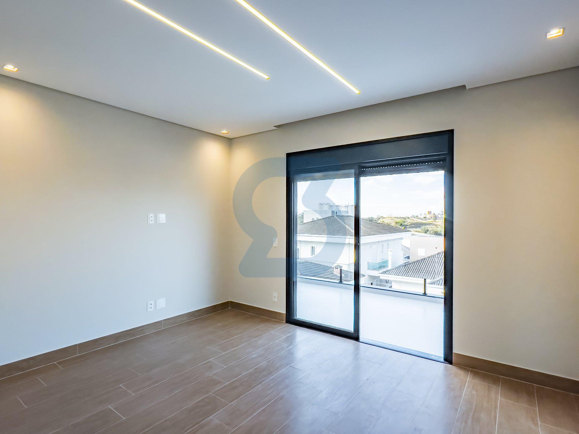 Luxuosa Casa com 4 Suítes, 319m² em Valinhos em Nações, Valinhos - sp | SoloBR