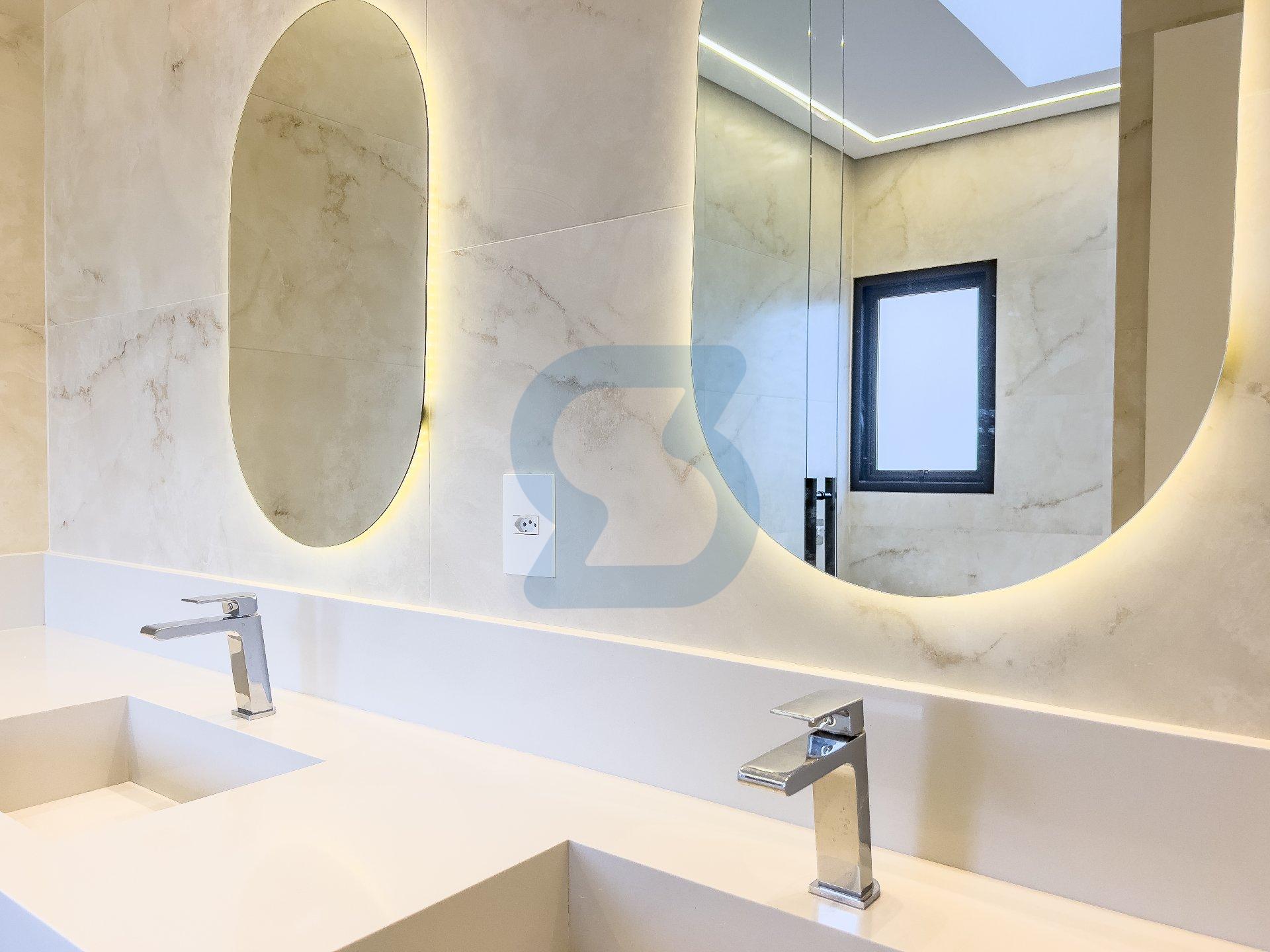 Luxuosa Casa com 4 Suítes, 319m² em Valinhos em Nações, Valinhos - sp | SoloBR