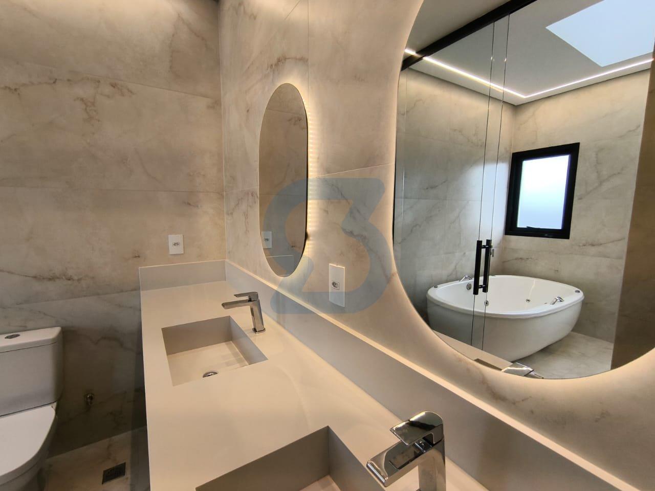 Luxuosa Casa com 4 Suítes, 319m² em Valinhos em Nações, Valinhos - sp | SoloBR