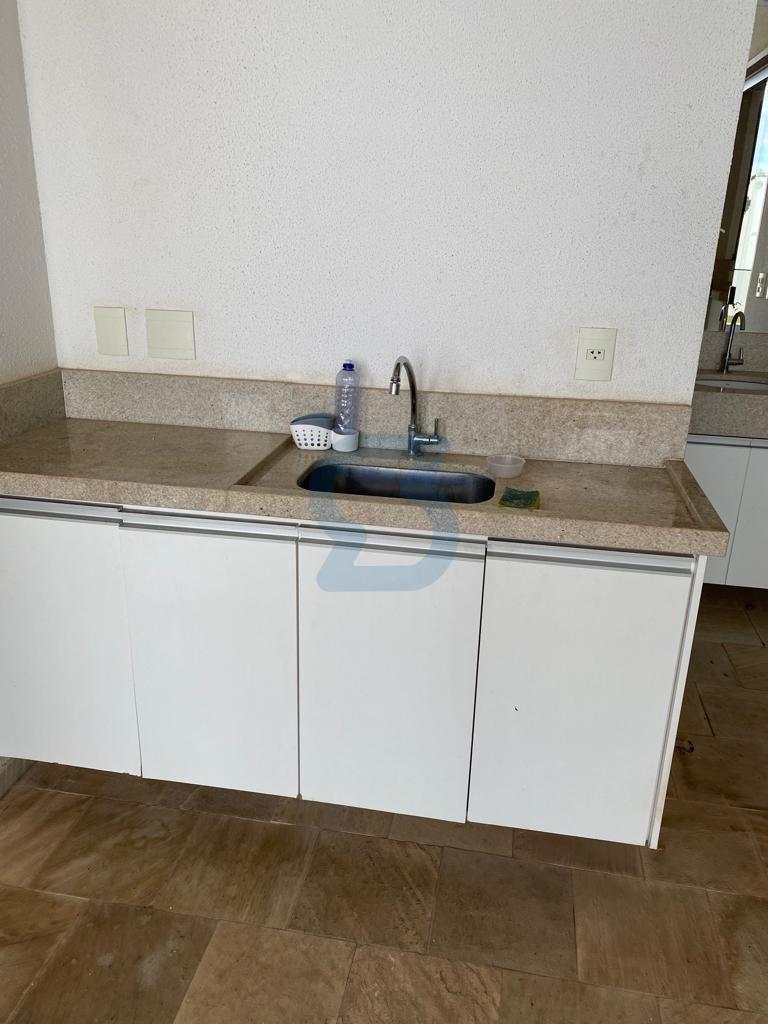 Valinhos: Seu Refúgio de Luxo em Condomínio | Lazer Resort e 1000m² de Terreno! em Joapiranga, Valinhos - sp | SoloBR