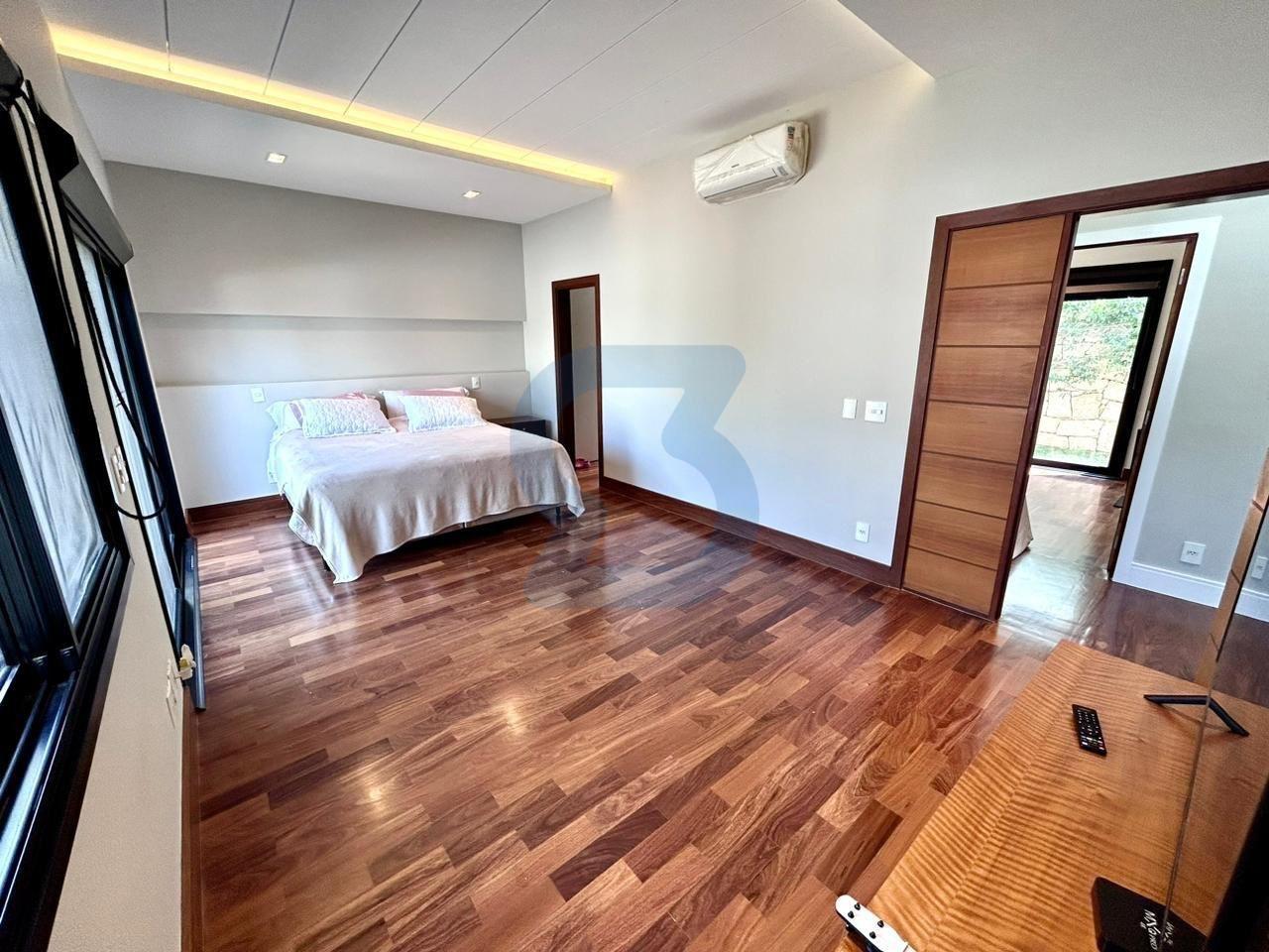 Valinhos: Seu Refúgio de Luxo em Condomínio | Lazer Resort e 1000m² de Terreno! em Joapiranga, Valinhos - sp | SoloBR
