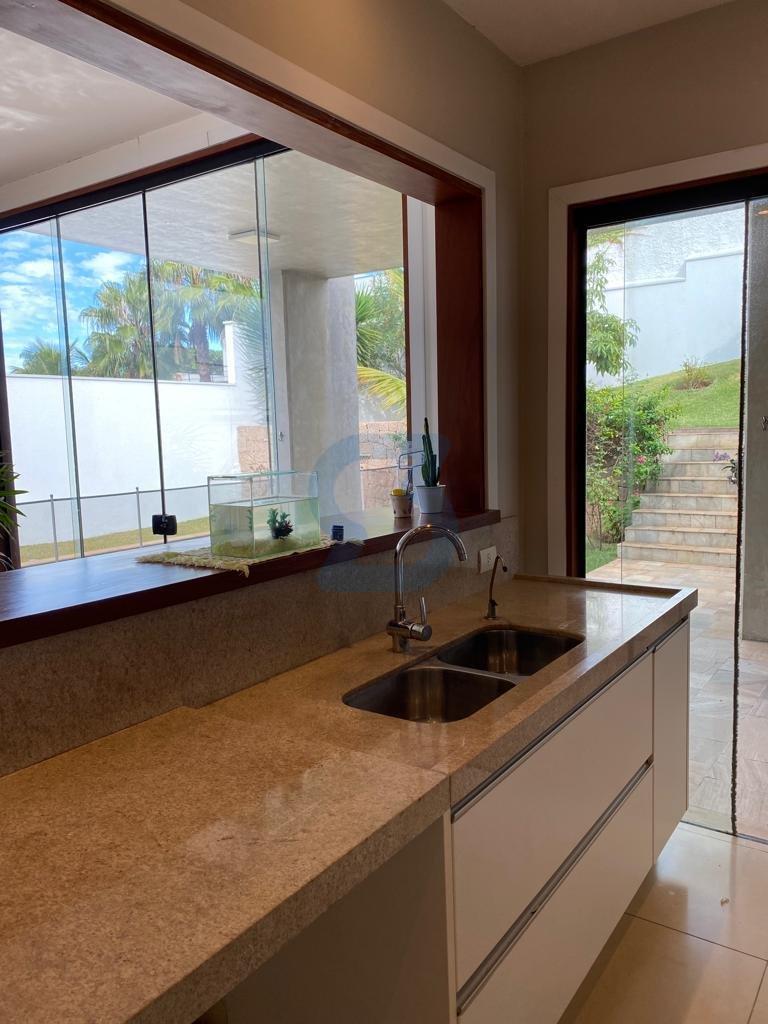Valinhos: Seu Refúgio de Luxo em Condomínio | Lazer Resort e 1000m² de Terreno! em Joapiranga, Valinhos - sp | SoloBR