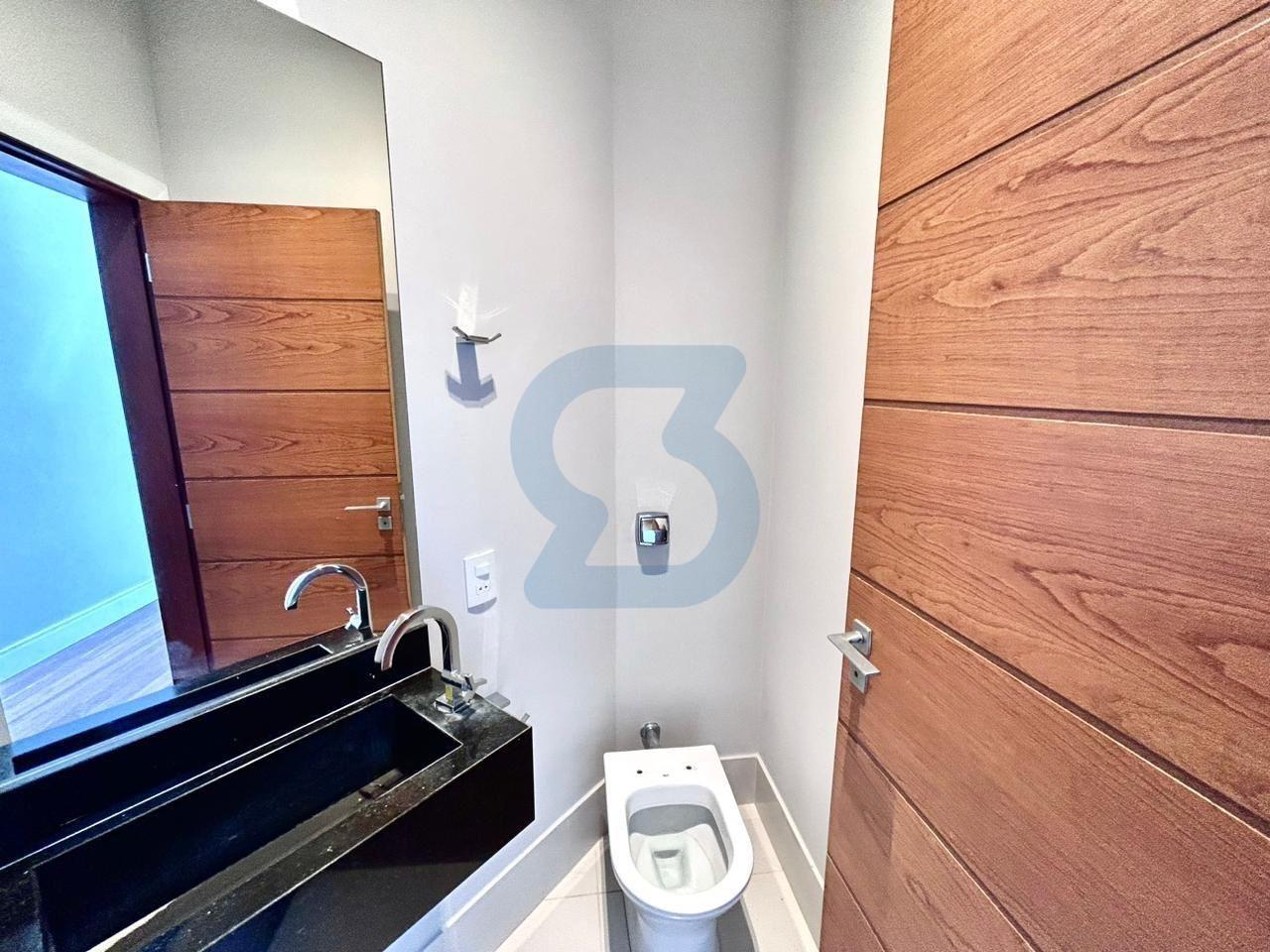 Valinhos: Seu Refúgio de Luxo em Condomínio | Lazer Resort e 1000m² de Terreno! em Joapiranga, Valinhos - sp | SoloBR