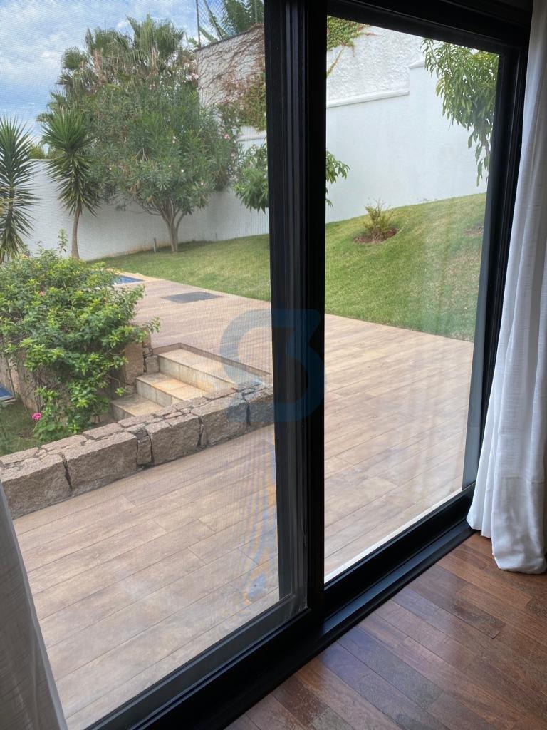 Valinhos: Seu Refúgio de Luxo em Condomínio | Lazer Resort e 1000m² de Terreno! em Joapiranga, Valinhos - sp | SoloBR
