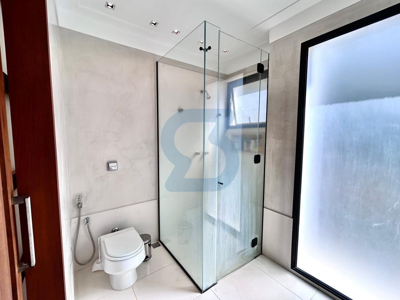 Valinhos: Seu Refúgio de Luxo em Condomínio | Lazer Resort e 1000m² de Terreno! em Joapiranga, Valinhos - sp | SoloBR