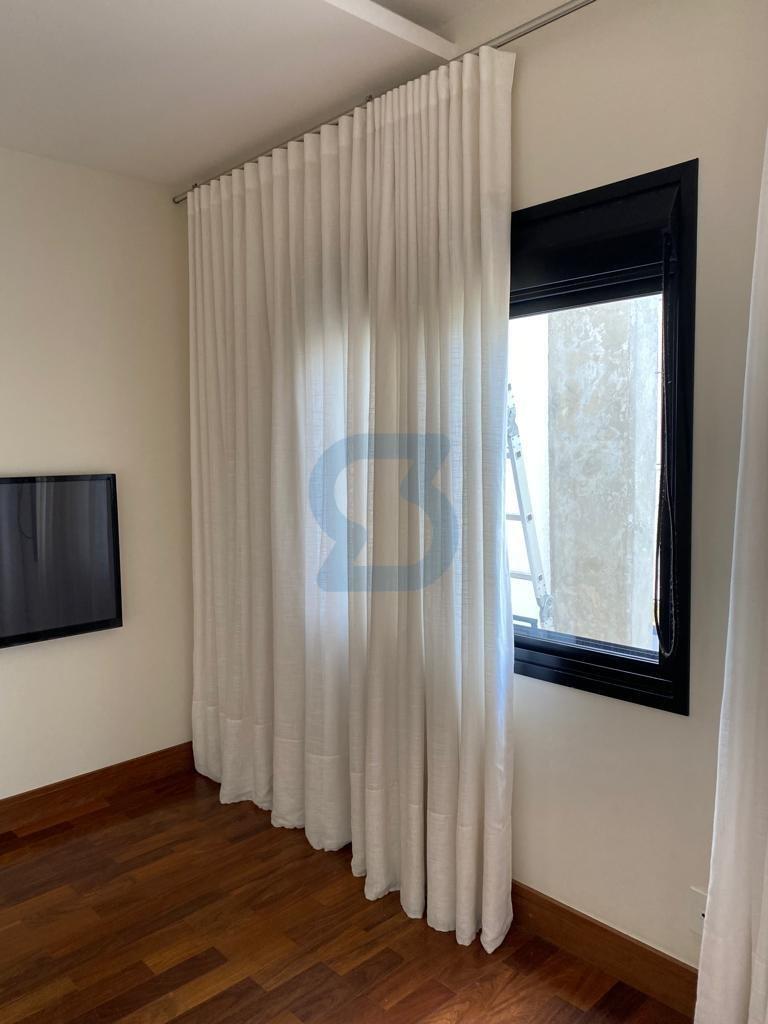 Valinhos: Seu Refúgio de Luxo em Condomínio | Lazer Resort e 1000m² de Terreno! em Joapiranga, Valinhos - sp | SoloBR