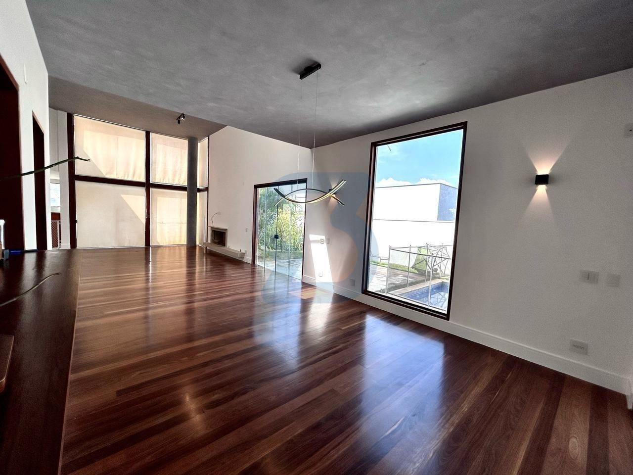 Valinhos: Seu Refúgio de Luxo em Condomínio | Lazer Resort e 1000m² de Terreno! em Joapiranga, Valinhos - sp | SoloBR