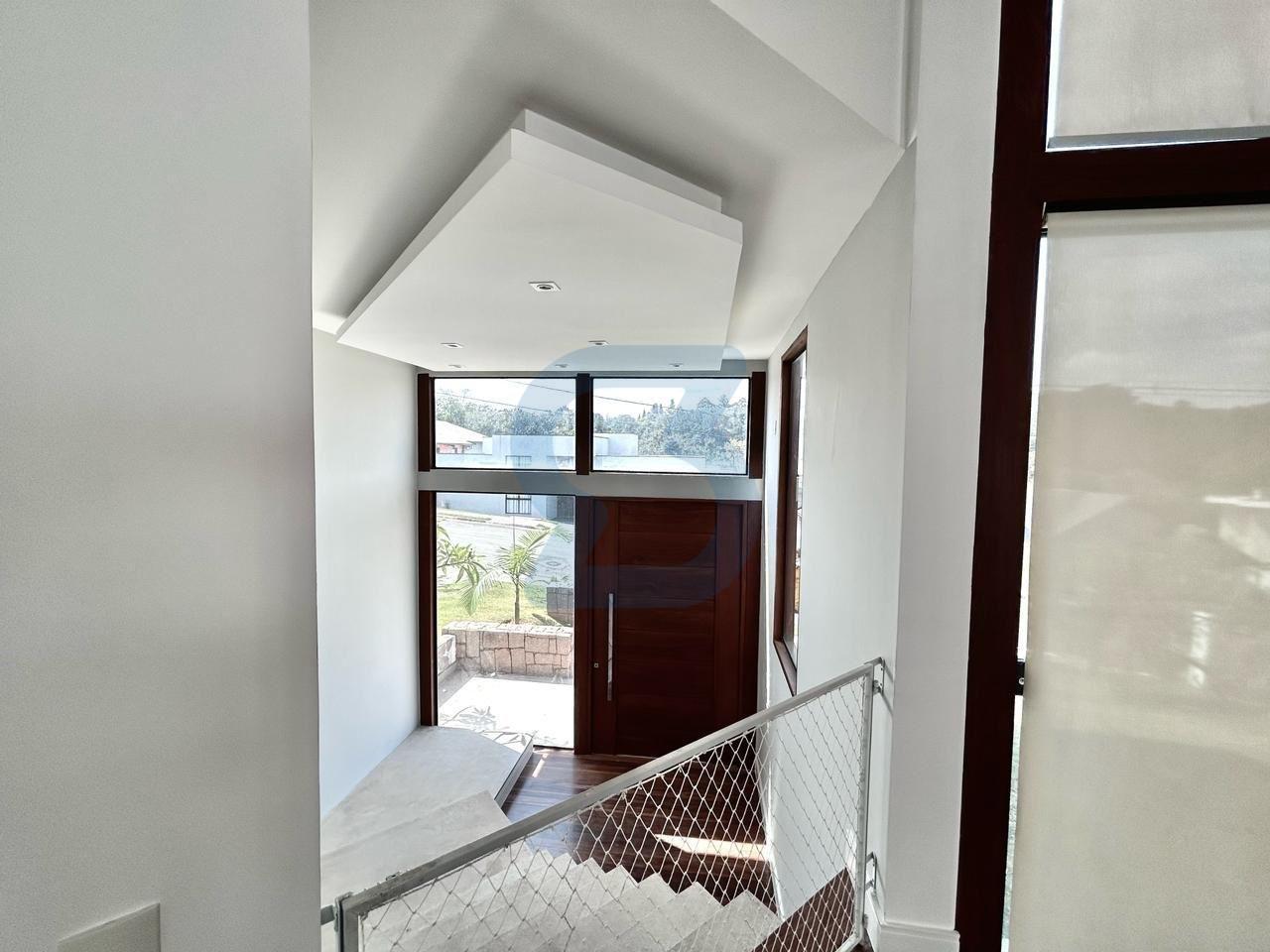 Valinhos: Seu Refúgio de Luxo em Condomínio | Lazer Resort e 1000m² de Terreno! em Joapiranga, Valinhos - sp | SoloBR