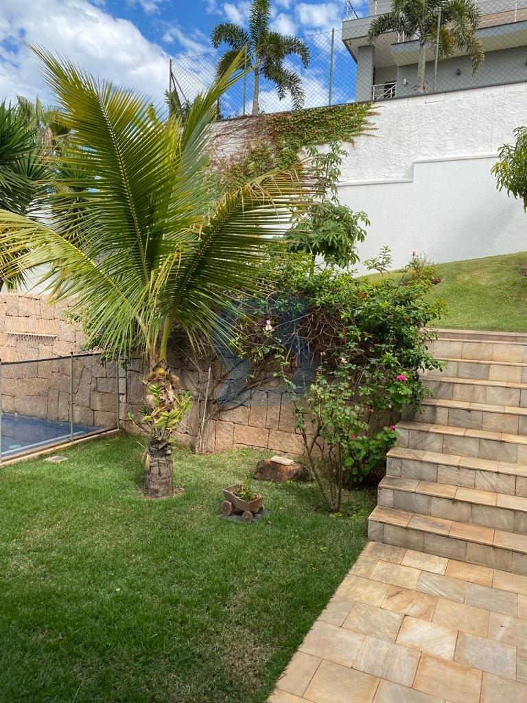 Valinhos: Seu Refúgio de Luxo em Condomínio | Lazer Resort e 1000m² de Terreno! em Joapiranga, Valinhos - sp | SoloBR