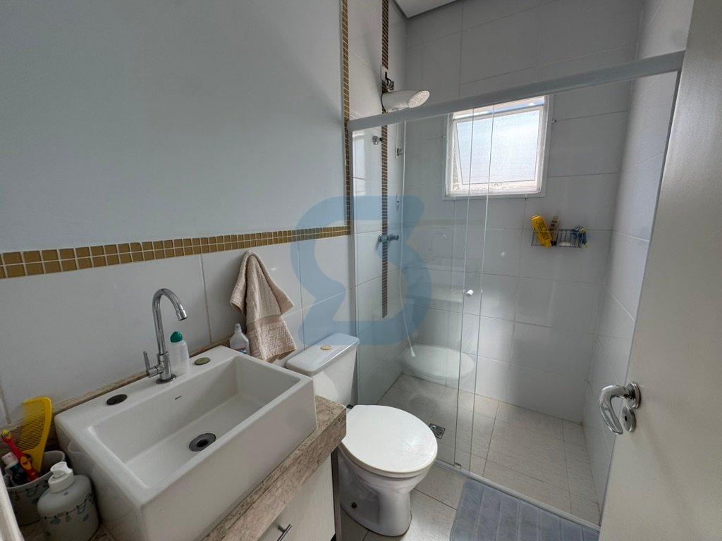 Oásis Moderno em Valinhos: Casa com Cachoeira, Automação e 3 Suítes no Jardim Pinheiros. em Jardim pinheiros, Valinhos - sp | SoloBR