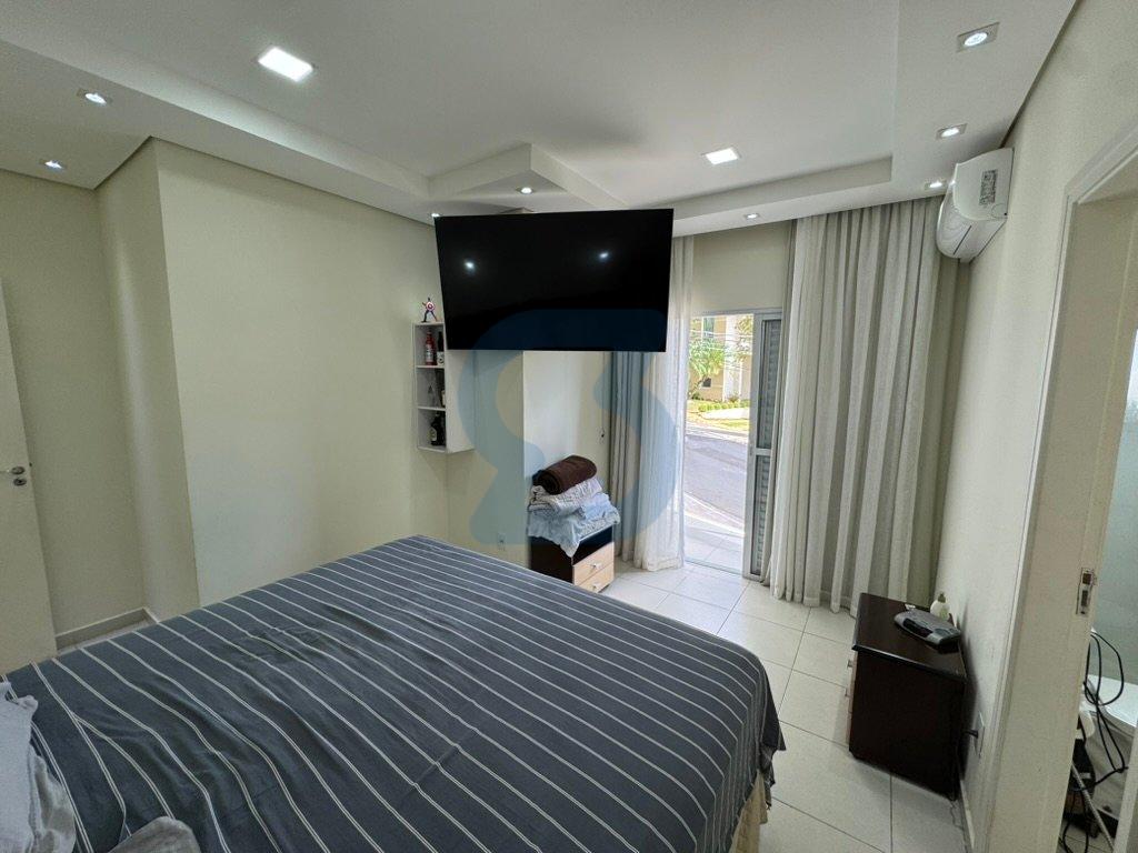 Oásis Moderno em Valinhos: Casa com Cachoeira, Automação e 3 Suítes no Jardim Pinheiros. em Jardim pinheiros, Valinhos - sp | SoloBR