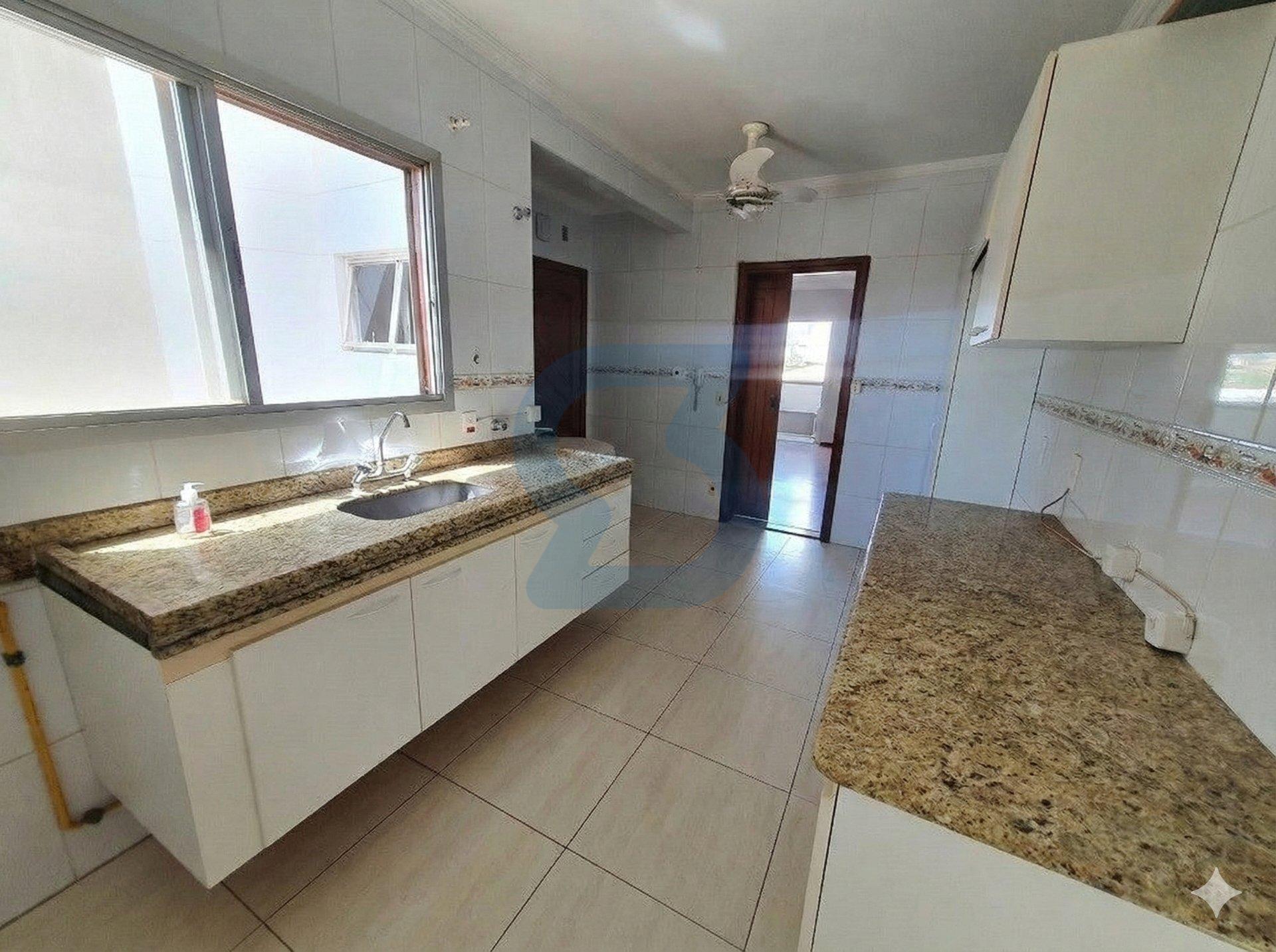 Centro de Limeira: Seu Apto 2 Quartos, 92m²! Conforto, Armários e Ar. Aceita Financiamento! em Centro, Limeira - sp | SoloBR