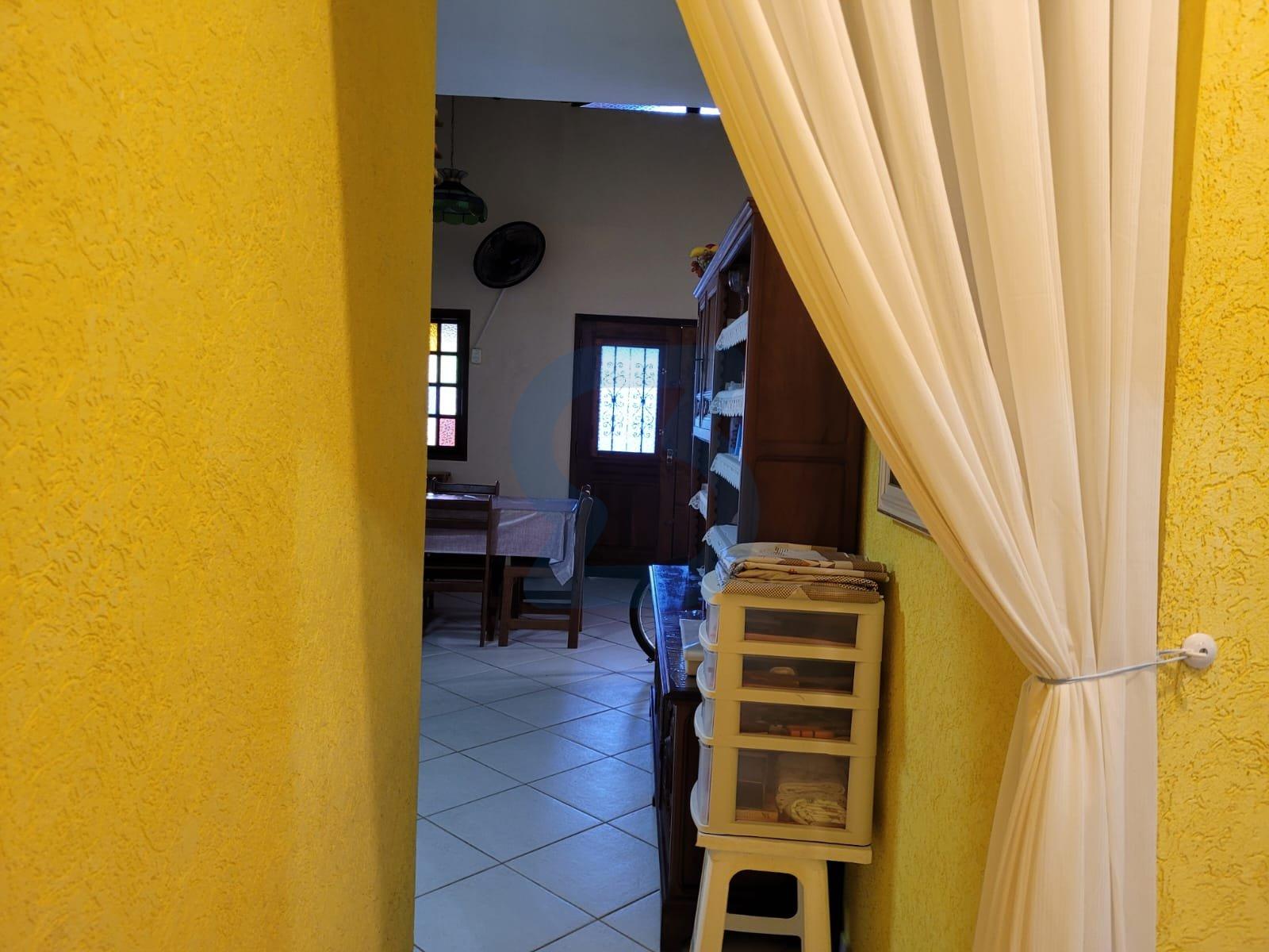 Bertioga: Casa de Condomínio com Terreno Espaçoso! Lazer e Conforto no Balneário Mogiano. em Balneario mogiano, Bertioga - sp | SoloBR