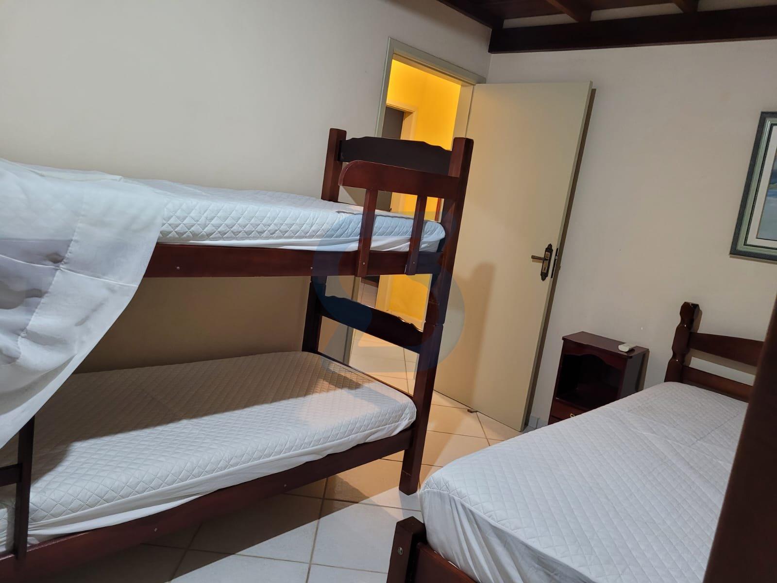 Bertioga: Casa de Condomínio com Terreno Espaçoso! Lazer e Conforto no Balneário Mogiano. em Balneario mogiano, Bertioga - sp | SoloBR
