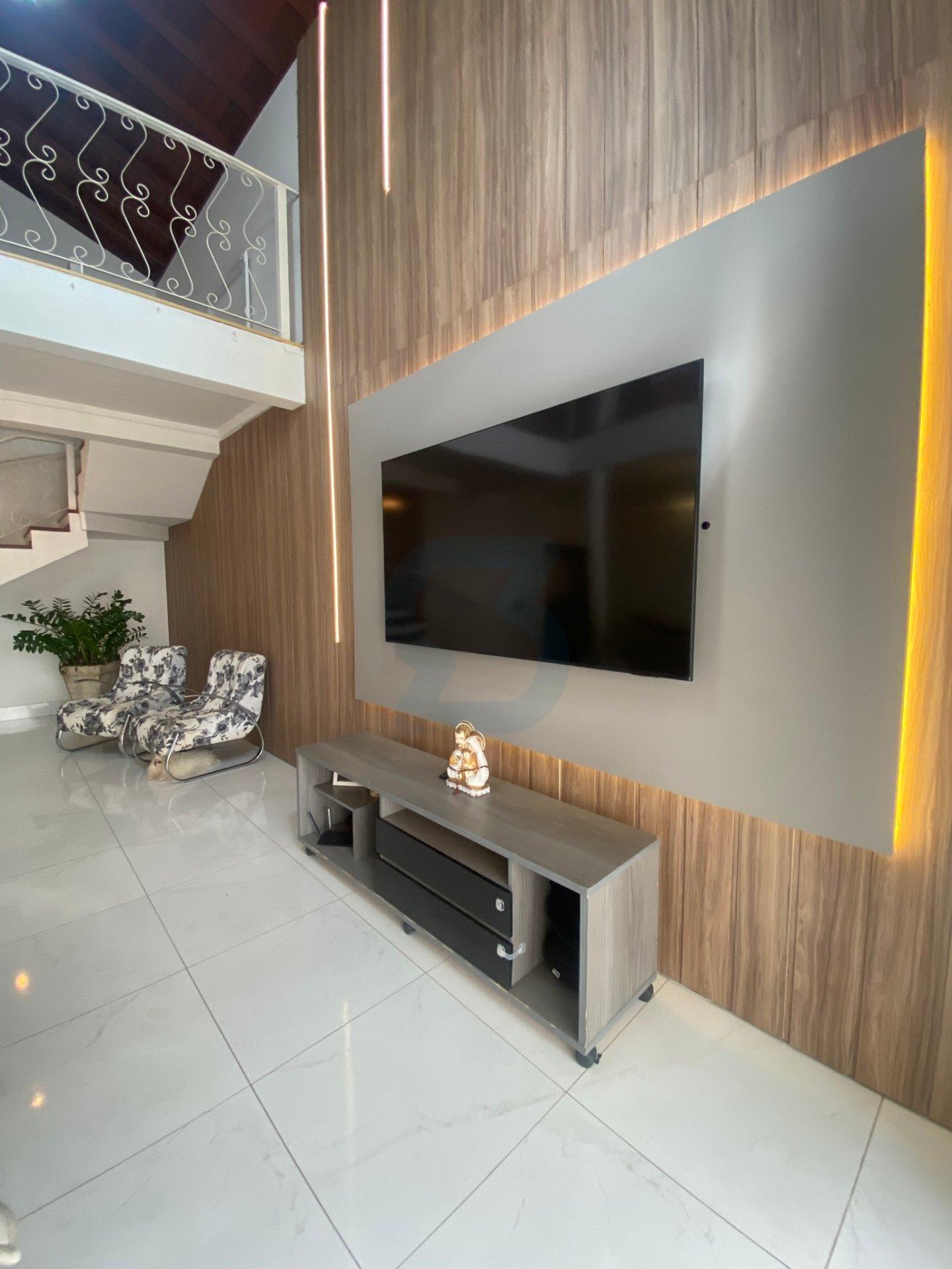 Luxo e Conforto em Valinhos: Casa Mobiliada com Lazer Completo no Jardim Paiquere! em Jardim paiquere, Valinhos - sp | SoloBR