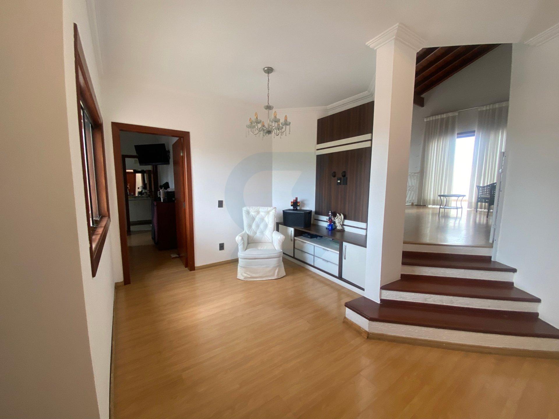 Luxo e Conforto em Valinhos: Casa Mobiliada com Lazer Completo no Jardim Paiquere! em Jardim paiquere, Valinhos - sp | SoloBR