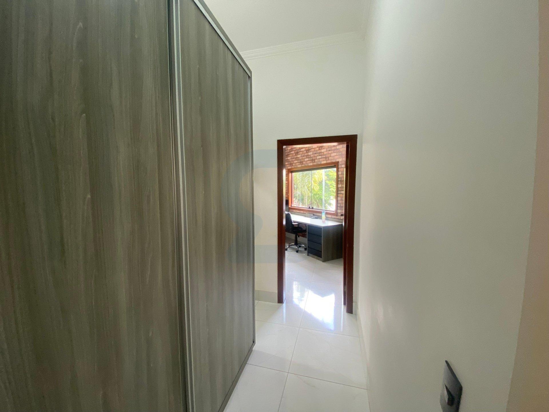 Luxo e Conforto em Valinhos: Casa Mobiliada com Lazer Completo no Jardim Paiquere! em Jardim paiquere, Valinhos - sp | SoloBR