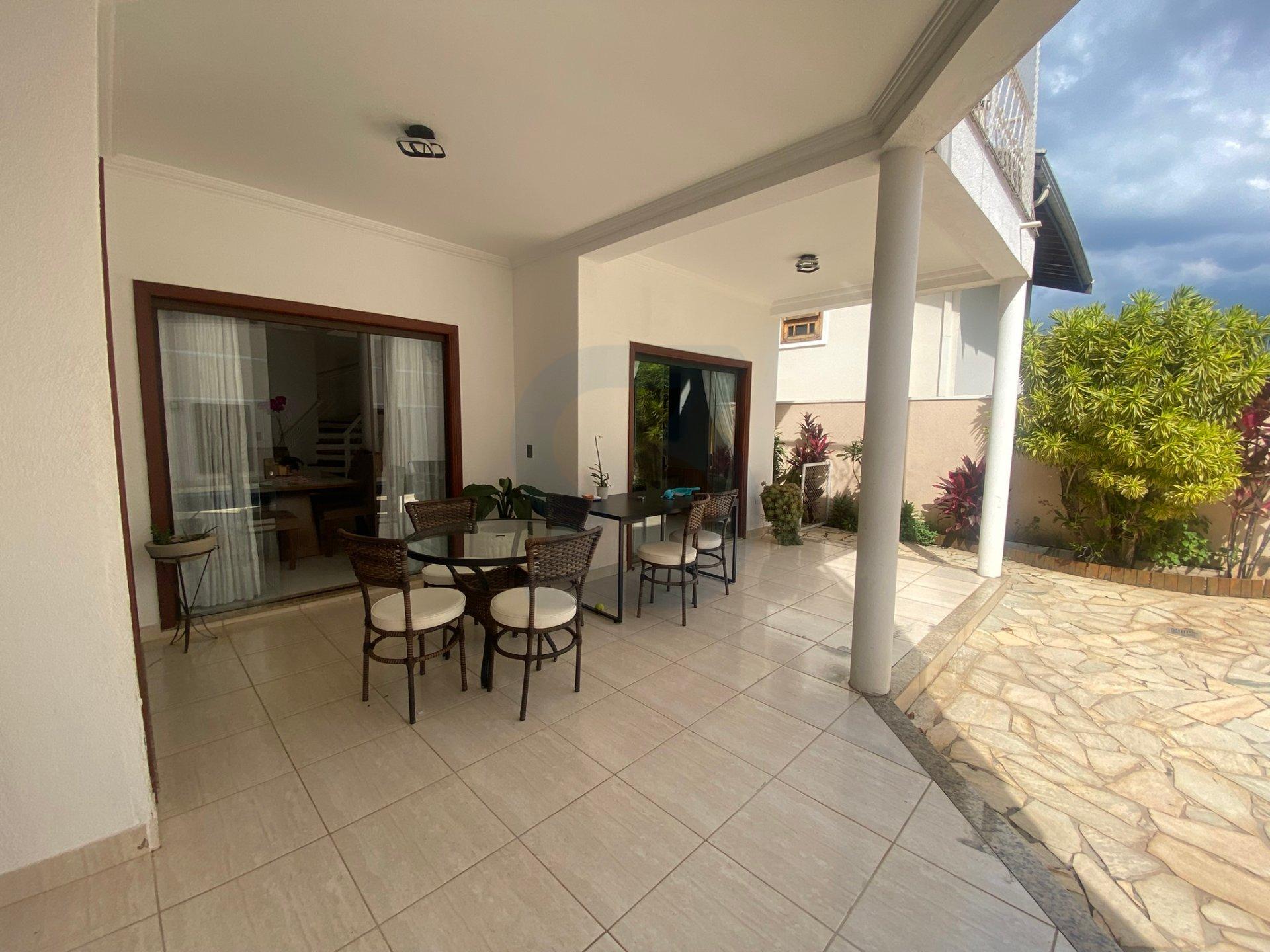 Luxo e Conforto em Valinhos: Casa Mobiliada com Lazer Completo no Jardim Paiquere! em Jardim paiquere, Valinhos - sp | SoloBR