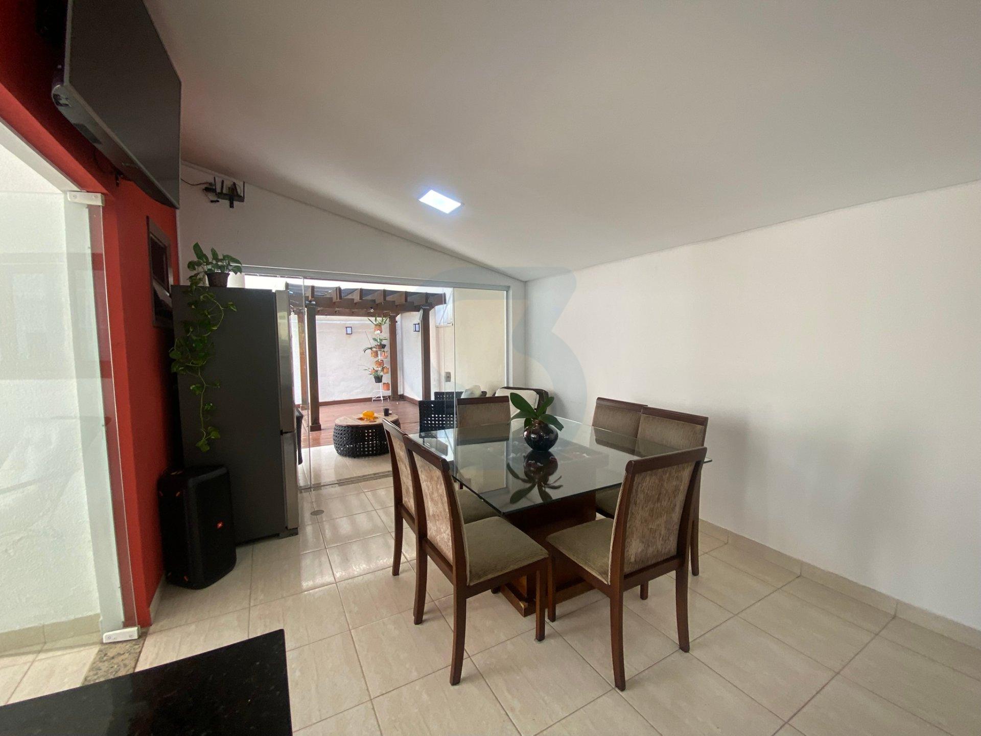 Luxo e Conforto em Valinhos: Casa Mobiliada com Lazer Completo no Jardim Paiquere! em Jardim paiquere, Valinhos - sp | SoloBR