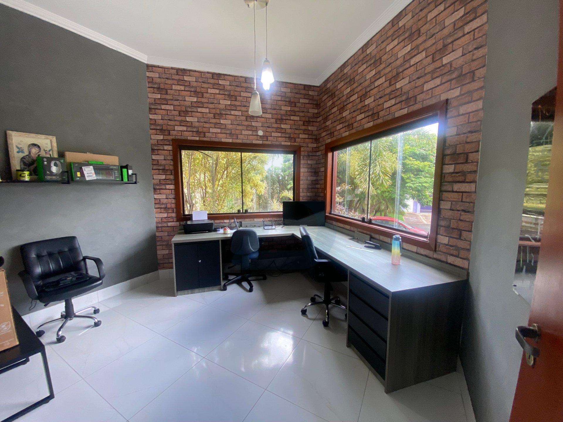 Luxo e Conforto em Valinhos: Casa Mobiliada com Lazer Completo no Jardim Paiquere! em Jardim paiquere, Valinhos - sp | SoloBR