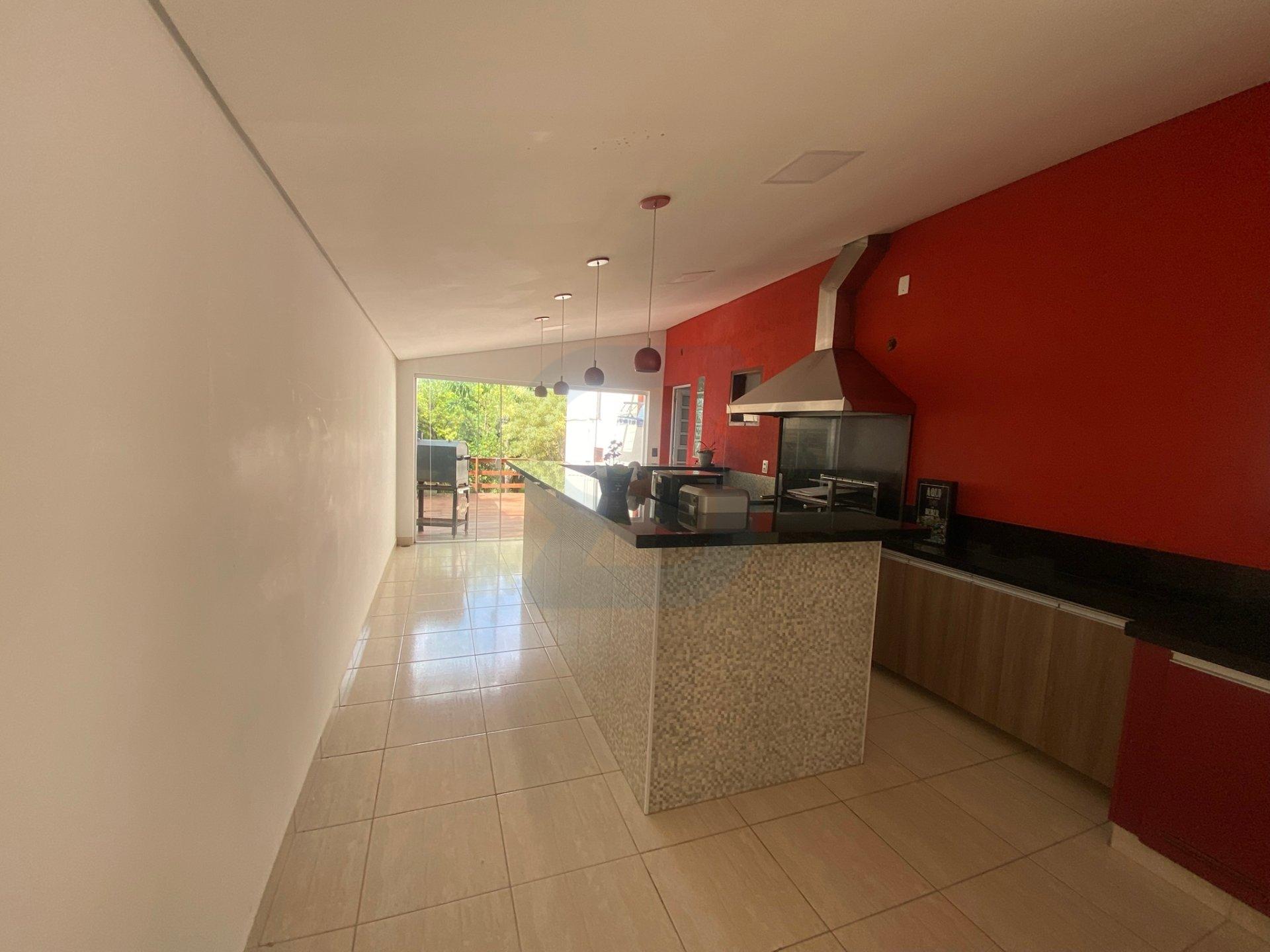 Luxo e Conforto em Valinhos: Casa Mobiliada com Lazer Completo no Jardim Paiquere! em Jardim paiquere, Valinhos - sp | SoloBR