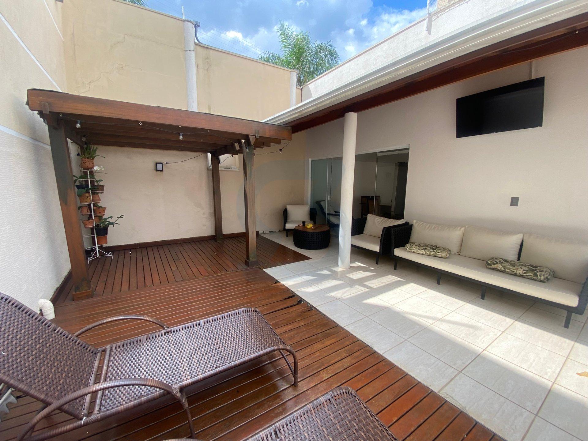 Luxo e Conforto em Valinhos: Casa Mobiliada com Lazer Completo no Jardim Paiquere! em Jardim paiquere, Valinhos - sp | SoloBR