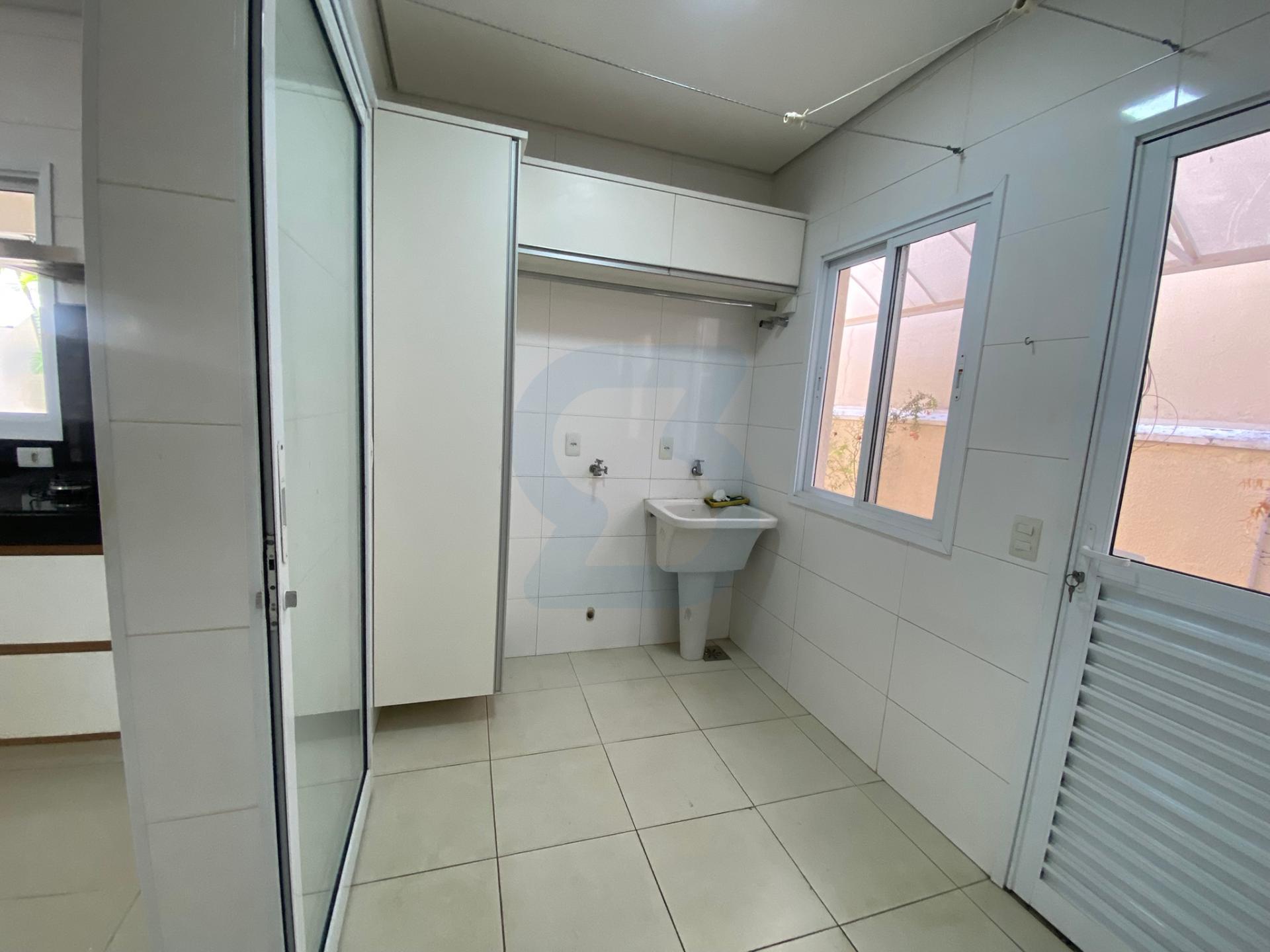 Luxo e Lazer Completo no Swiss Park: Sua Casa de Sonho com 4 Suítes e Piscina Privativa. em Swiss park, Campinas - sp | SoloBR