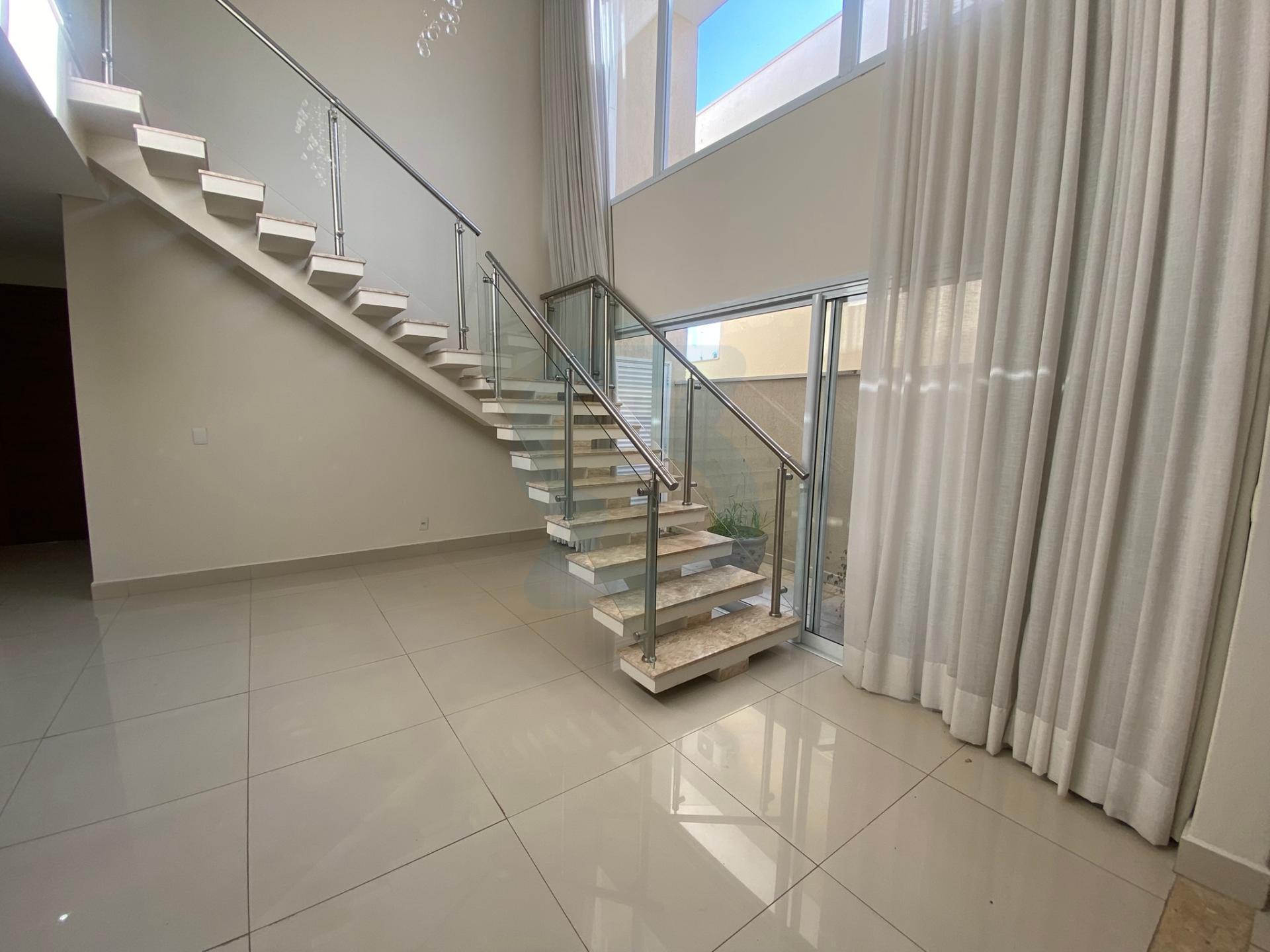 Luxo e Lazer Completo no Swiss Park: Sua Casa de Sonho com 4 Suítes e Piscina Privativa. em Swiss park, Campinas - sp | SoloBR